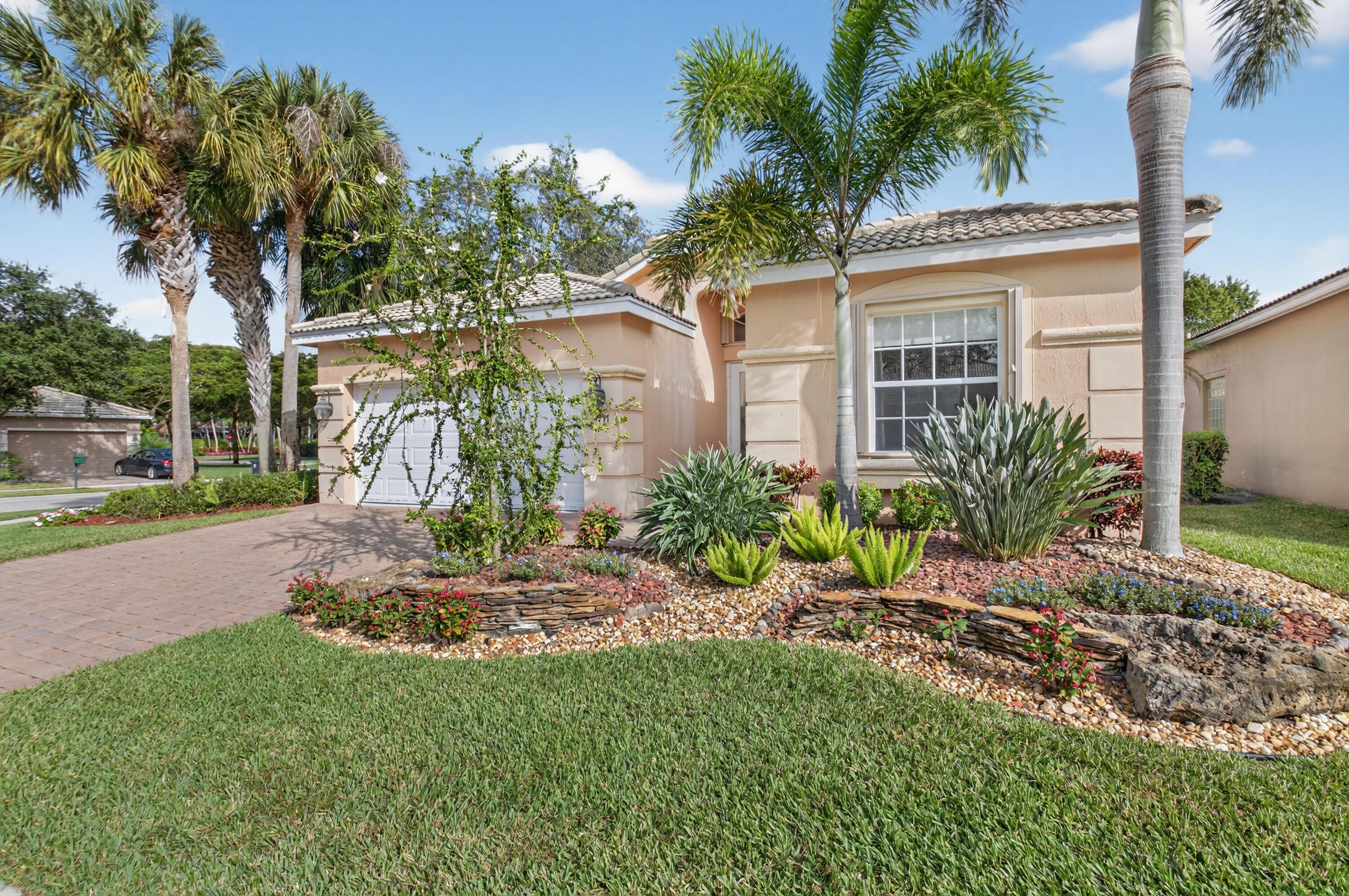 8197 Cavalli Way, Lake Worth, FL 33467, Lake Worth - Photo 3