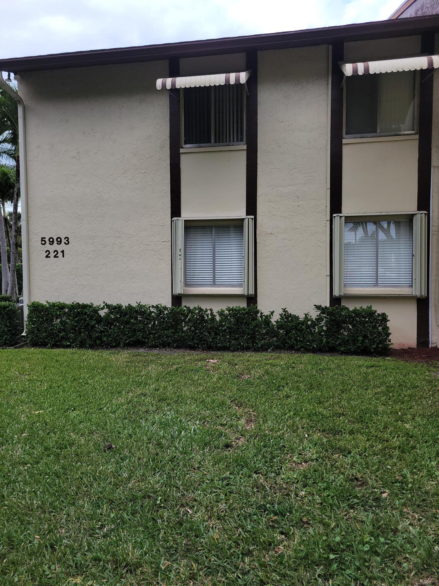 5993 La Pinata Boulevard A-1, Greenacres, FL 33463, Greenacres - Photo 2