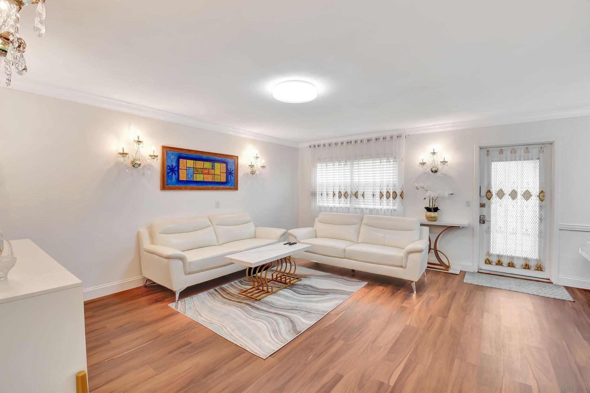 704 Saxony O, Delray Beach, FL 33446, Delray Beach - Photo 4
