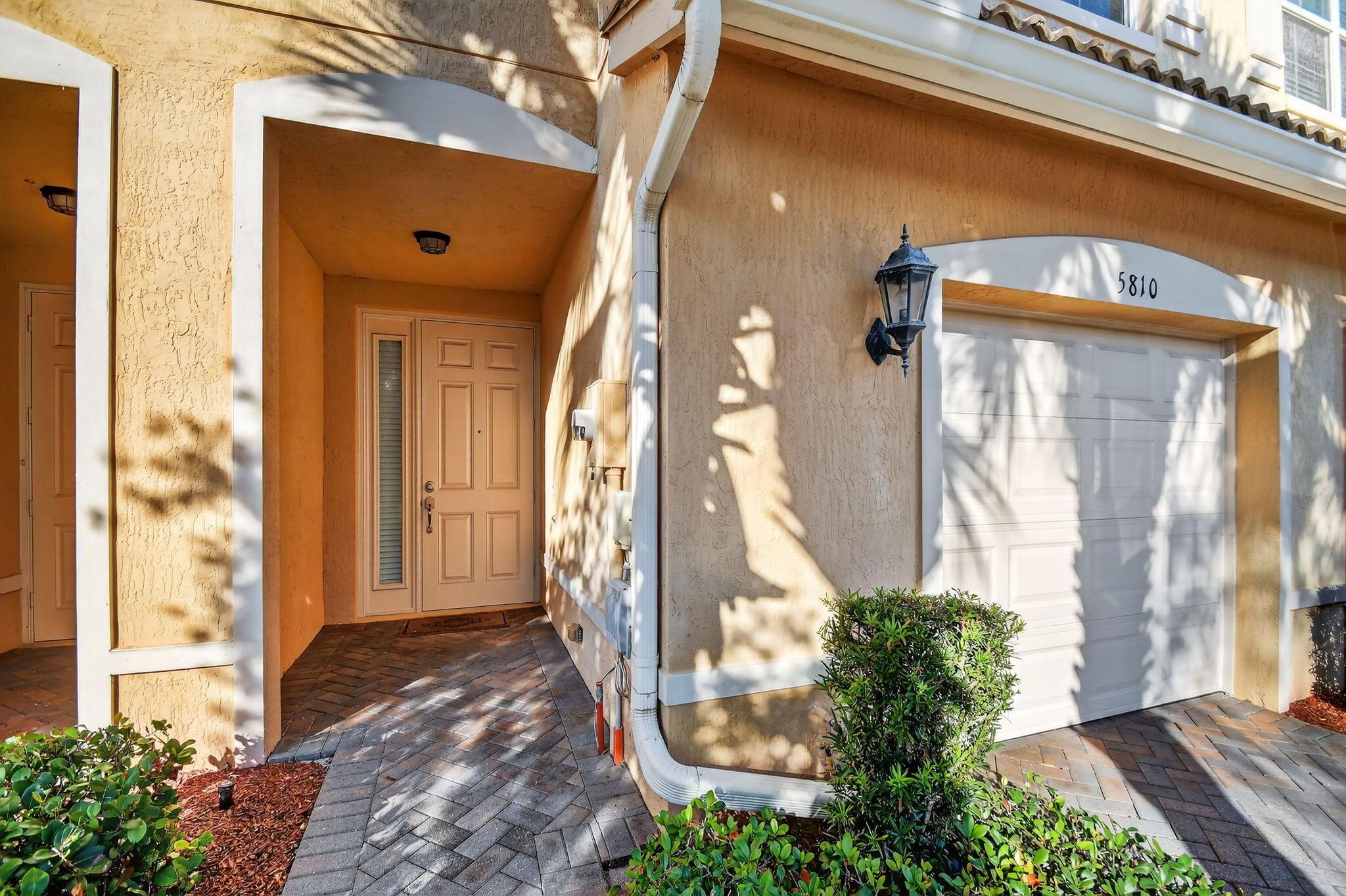 5810 Monterra Club Drive, Lake Worth, FL 33463, Lake Worth - Photo 3