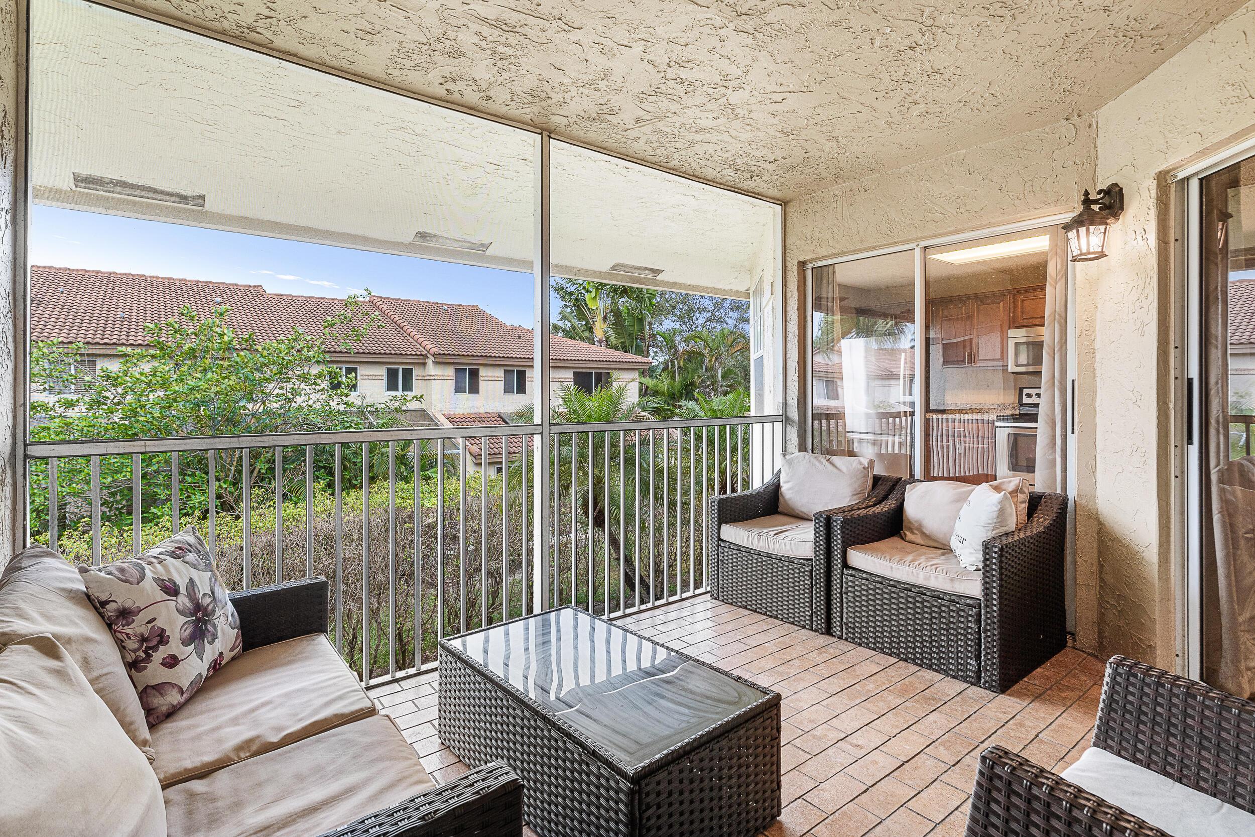 6626 Via Regina, Boca Raton, FL 33433, Boca Raton - Photo 3