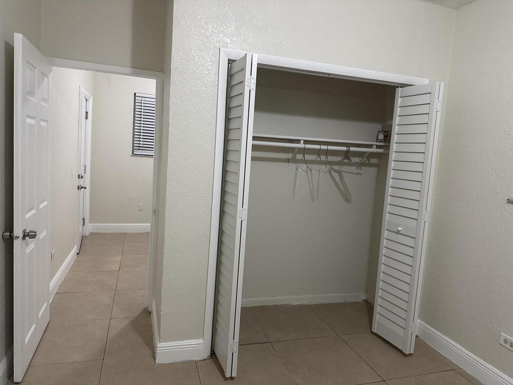 225 NW 125th Street, North Miami, FL 33168, North Miami - Photo 4