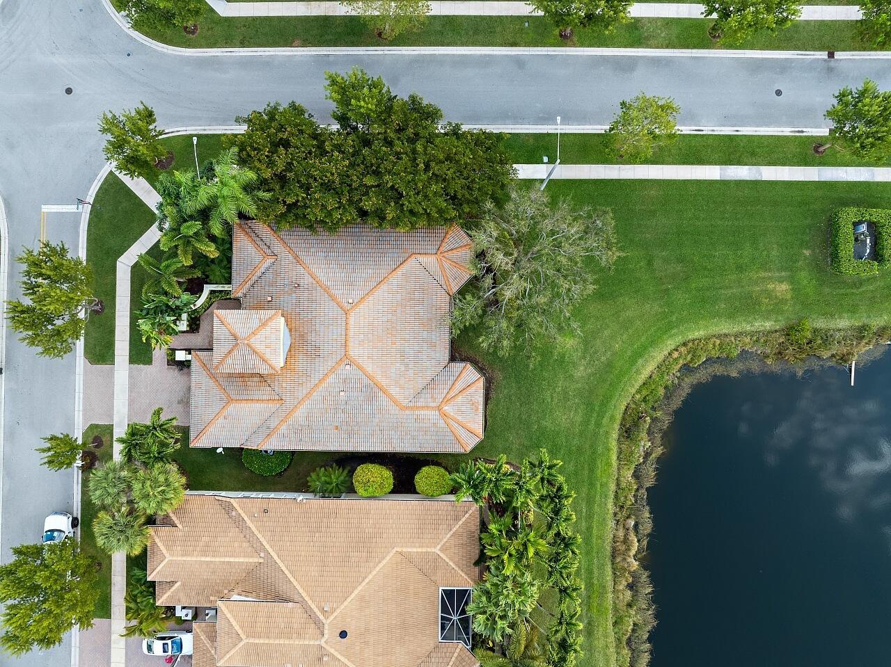 9724 Via Grandezza W, Wellington, FL 33411, Wellington - Photo 2