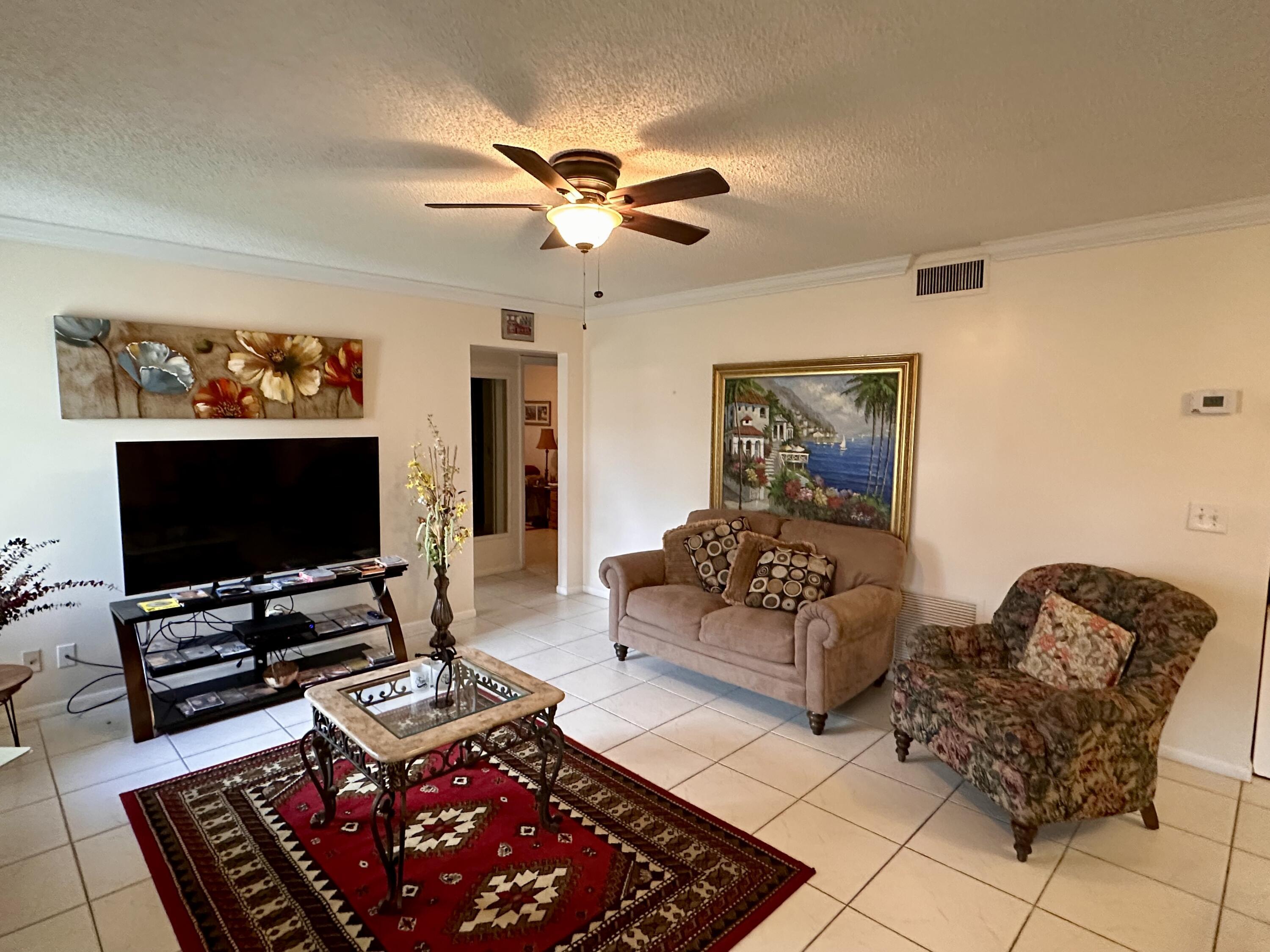 5991 Whispering Pine Way C-2, Greenacres, FL 33463, Greenacres - Photo 5