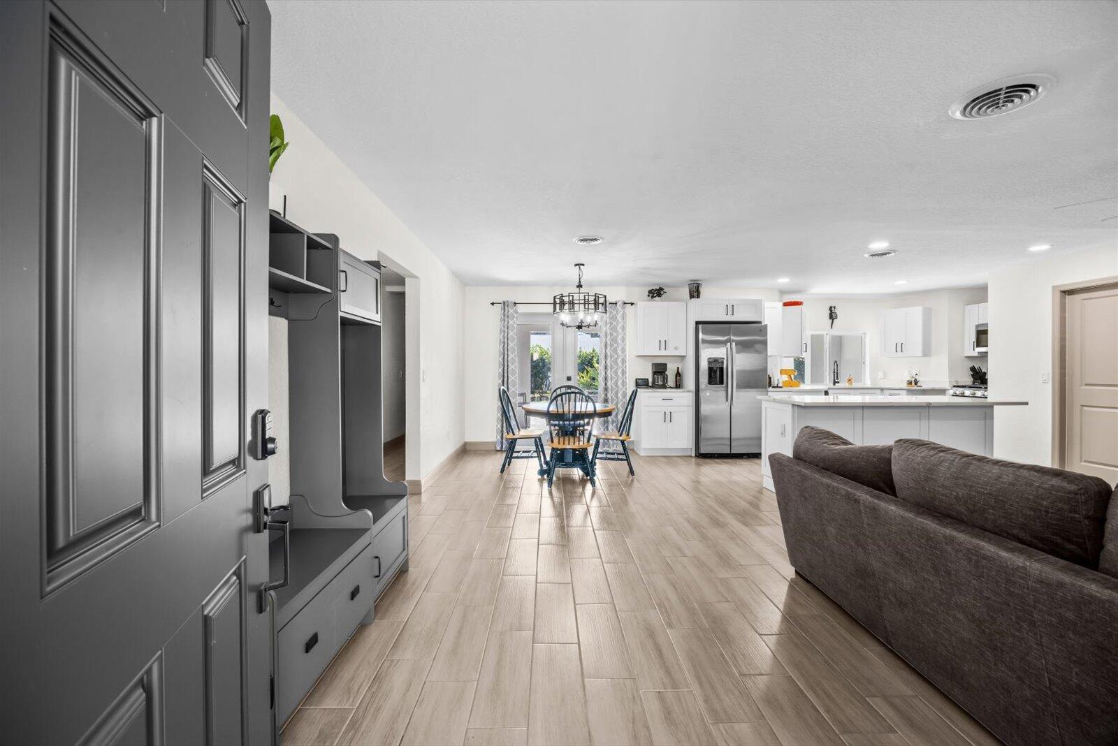 907 Antigua Avenue, Fort Pierce, FL 34982, Fort Pierce - Photo 5