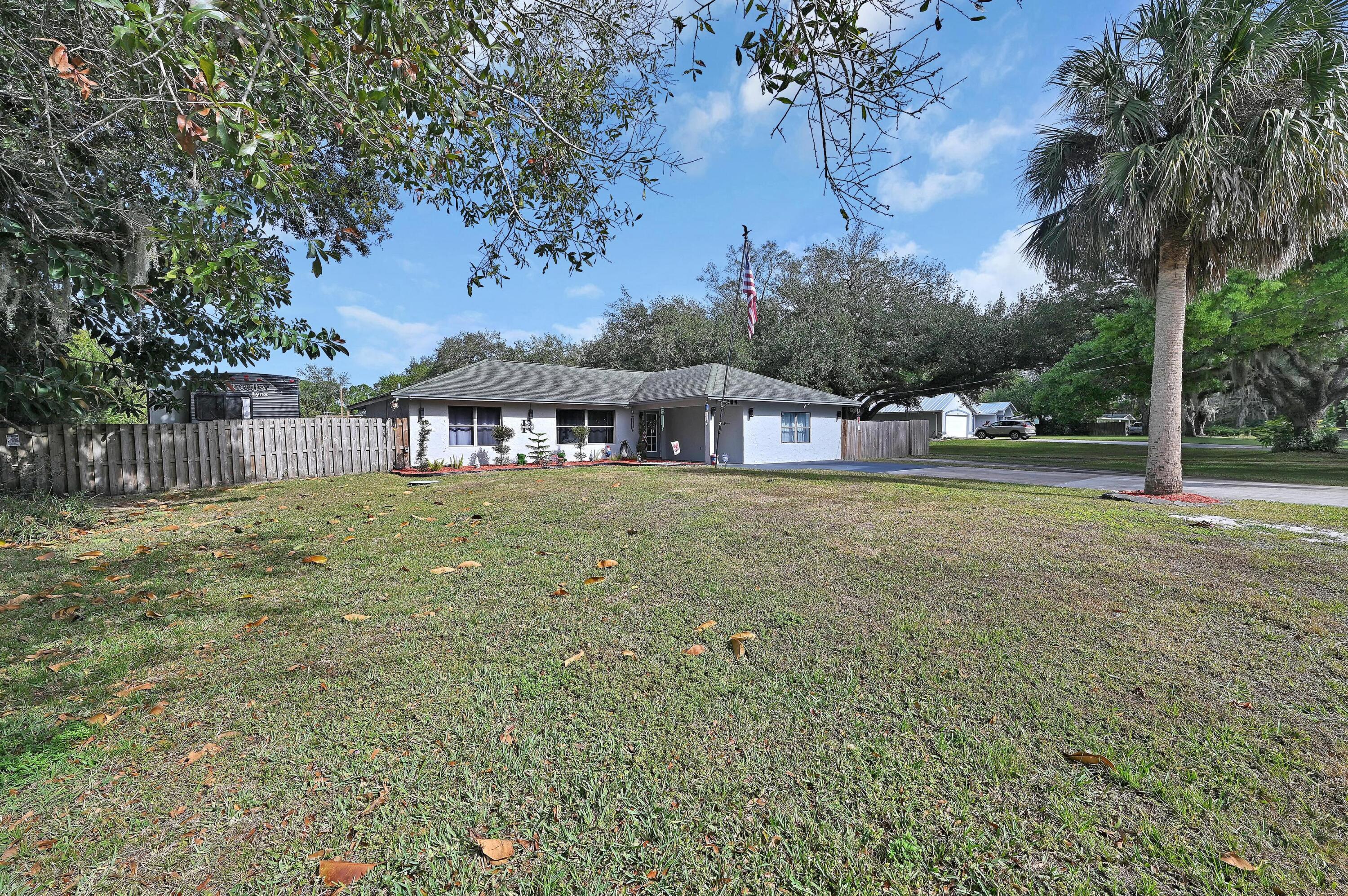 2404 Dade Road, Fort Pierce, FL 34982, Fort Pierce