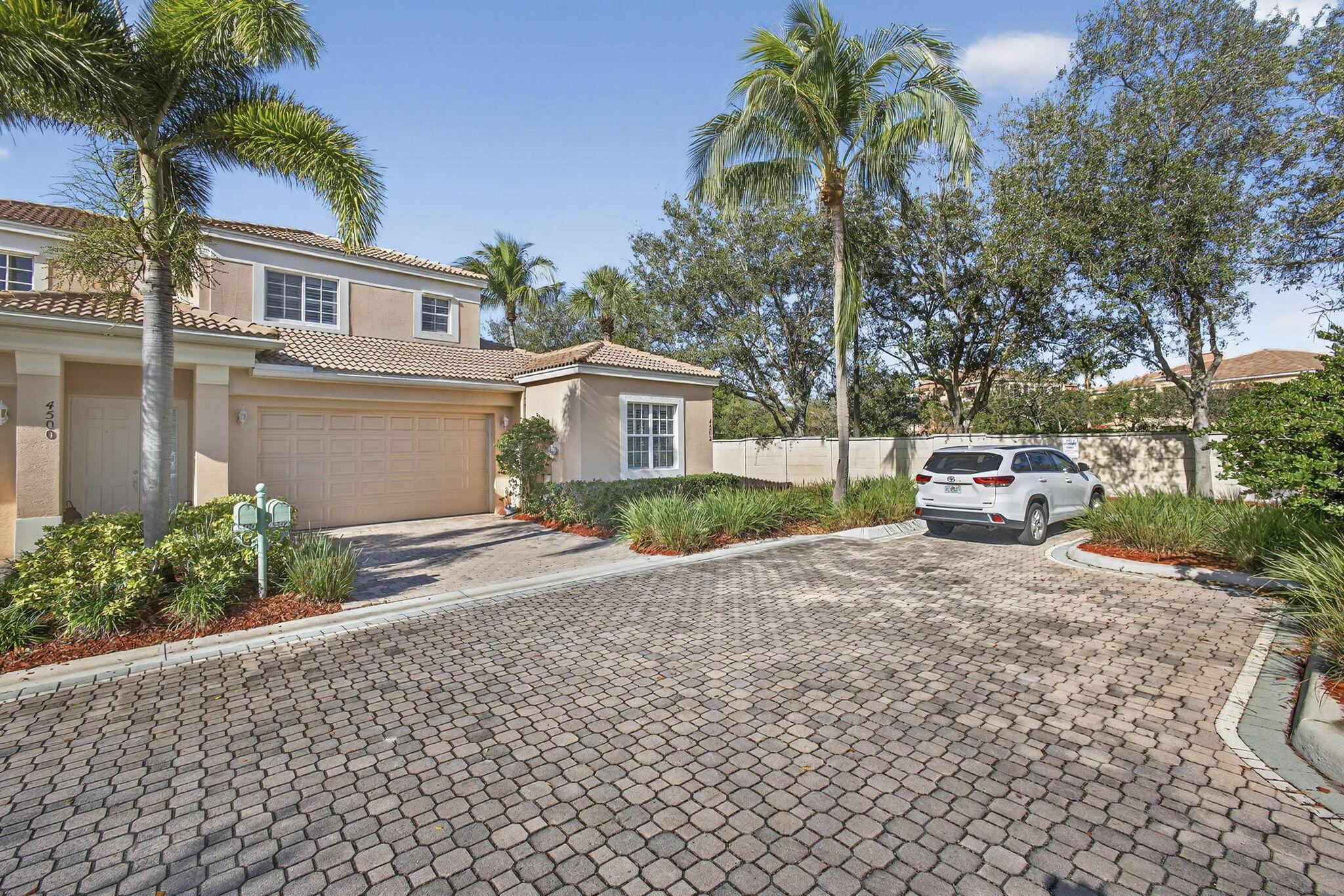 4502 Hickory Drive, Palm Beach Gardens, FL 33418, Palm Beach Gardens - Photo 4