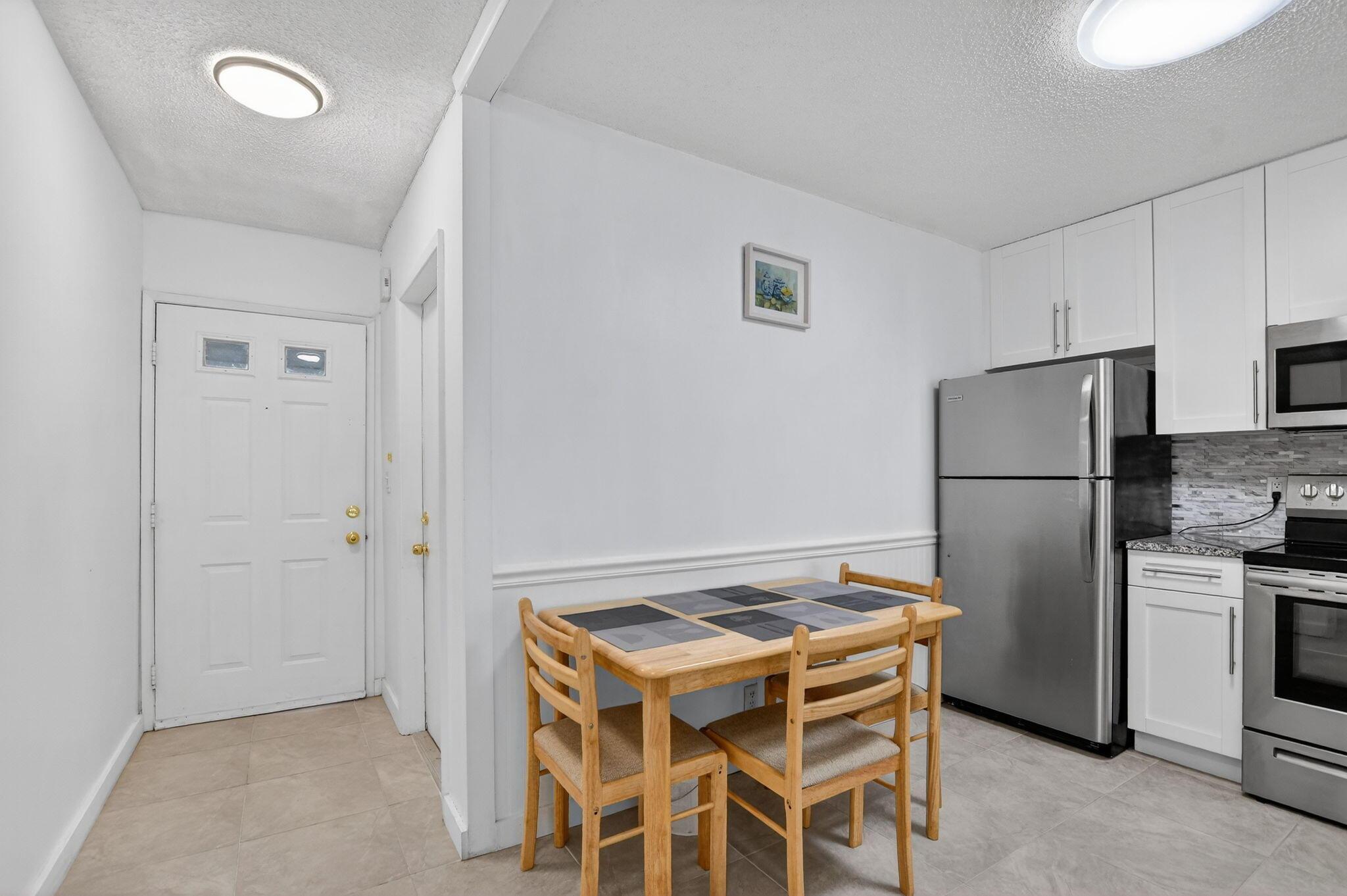 9110 Fairbanks Lane 5, Boca Raton, FL 33496, Boca Raton - Photo 5