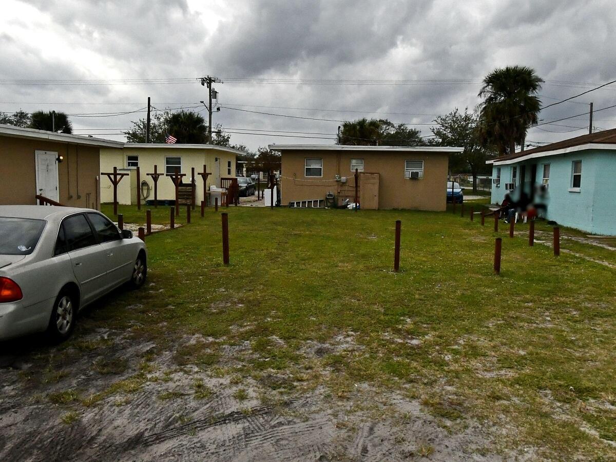 1211 N 16th Court, Fort Pierce, FL 34950, Fort Pierce - Photo 2