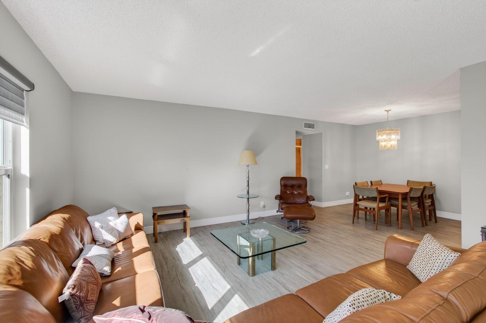 5392 Lakefront Boulevard A, Delray Beach, FL 33484, Delray Beach - Photo 3