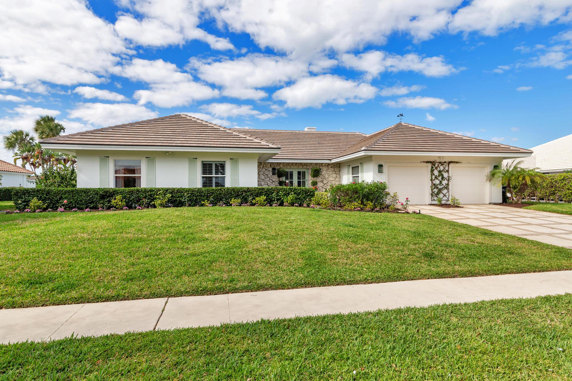 3125 Embassy Drive, West Palm Beach, FL 33401, West Palm Beach - Photo 2