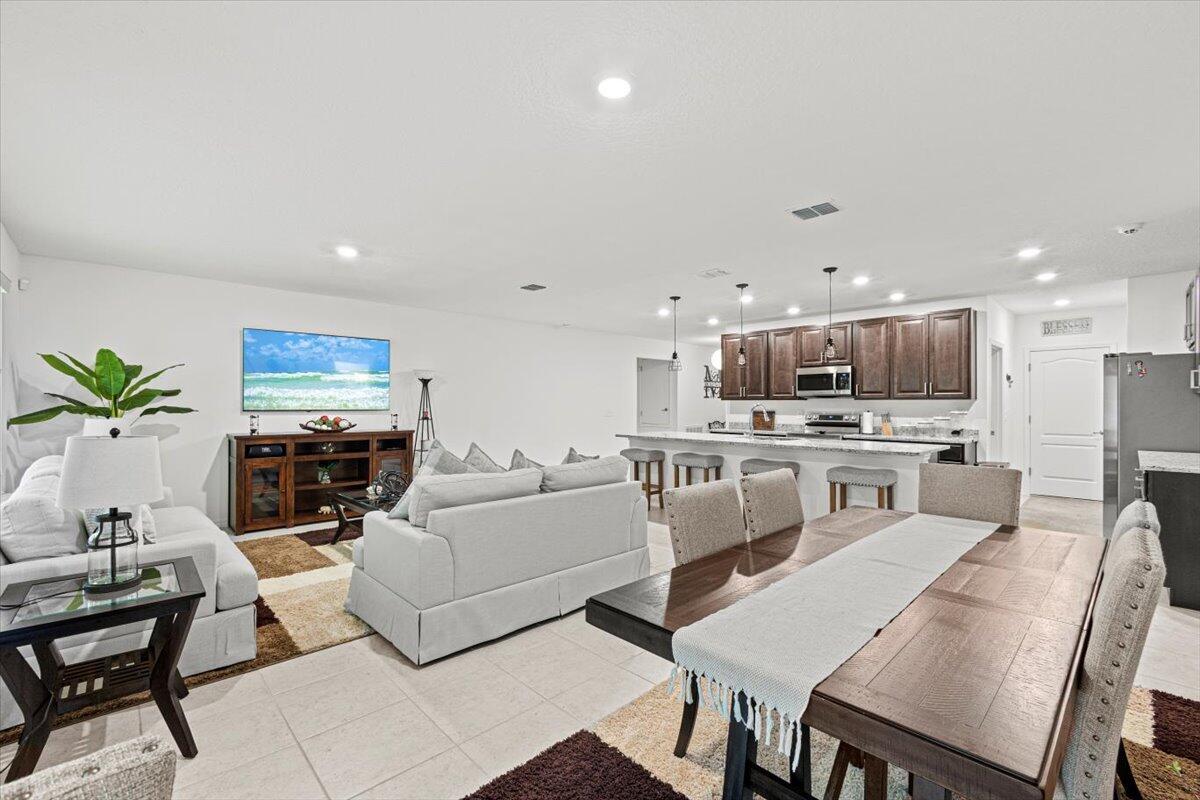 701 NE Perch Lane, Port St. Lucie, FL 34983, Port St. Lucie - Photo 4