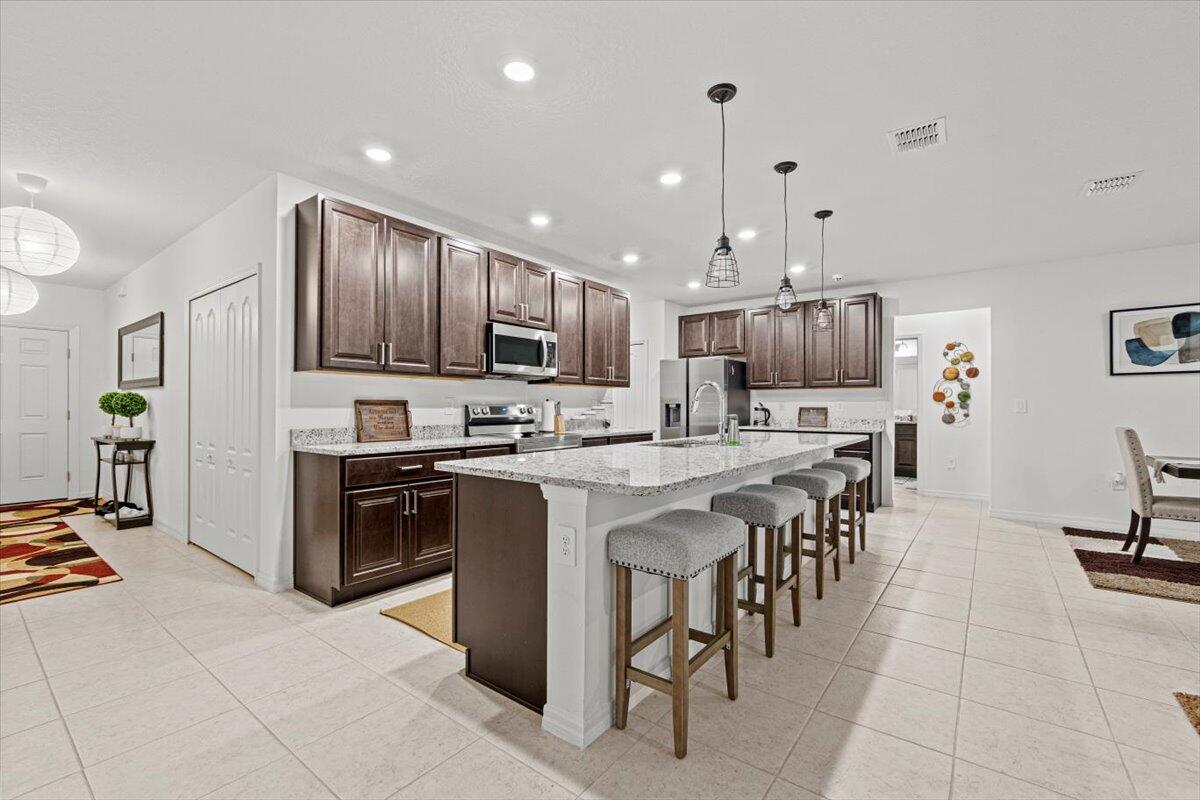 701 NE Perch Lane, Port St. Lucie, FL 34983, Port St. Lucie - Photo 5
