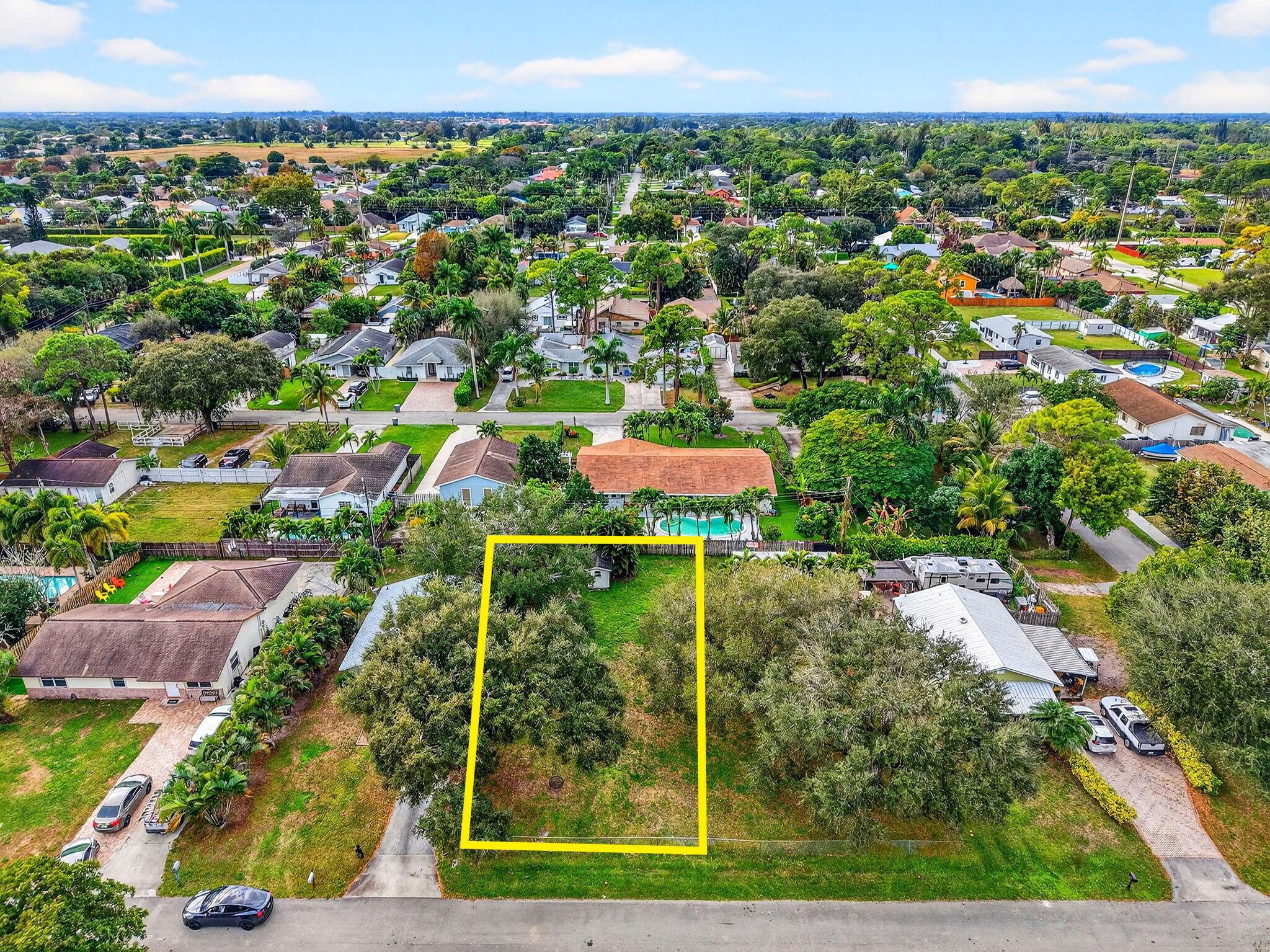 7685 2nd Terrace, Lake Worth, FL 33463, Lake Worth - Photo 2