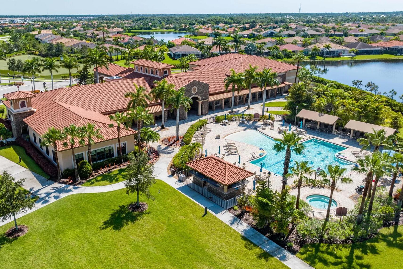 10068 SW Oak Tree Circle, Port St. Lucie, FL 34987, Port St. Lucie - Photo 5