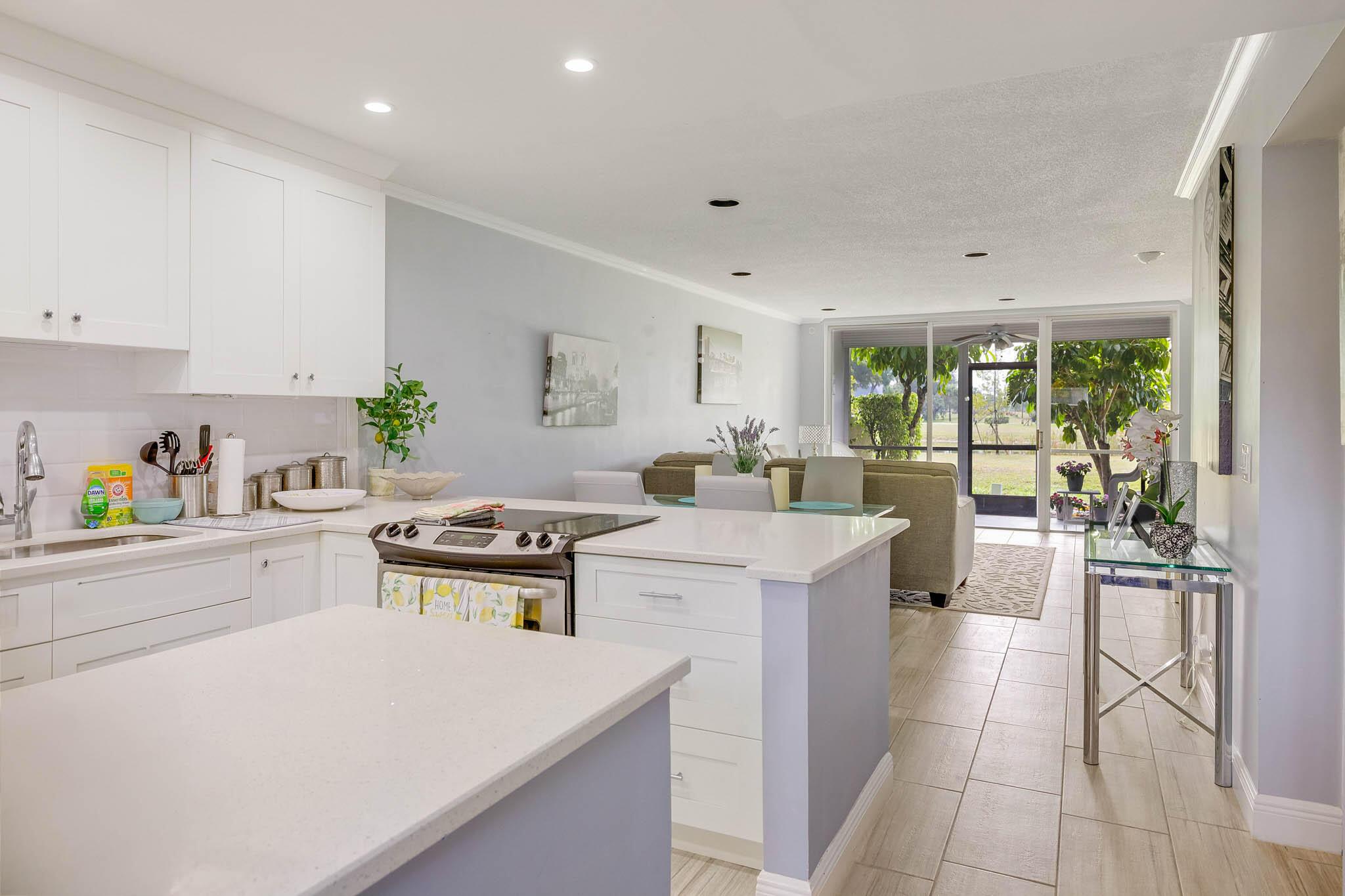 4130 Tivoli Court 103, Lake Worth, FL 33467, Lake Worth - Photo 2