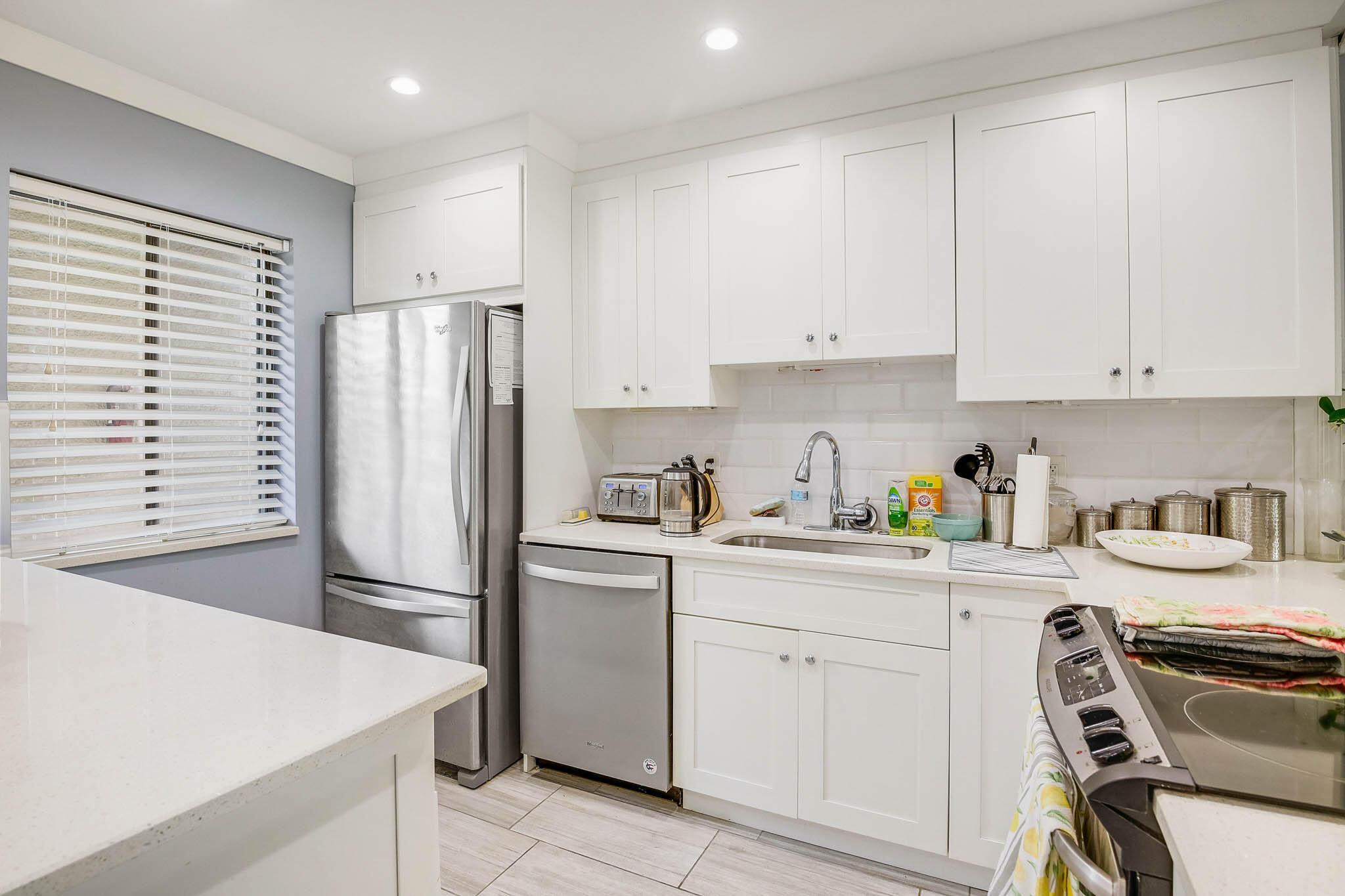 4130 Tivoli Court 103, Lake Worth, FL 33467, Lake Worth - Photo 4