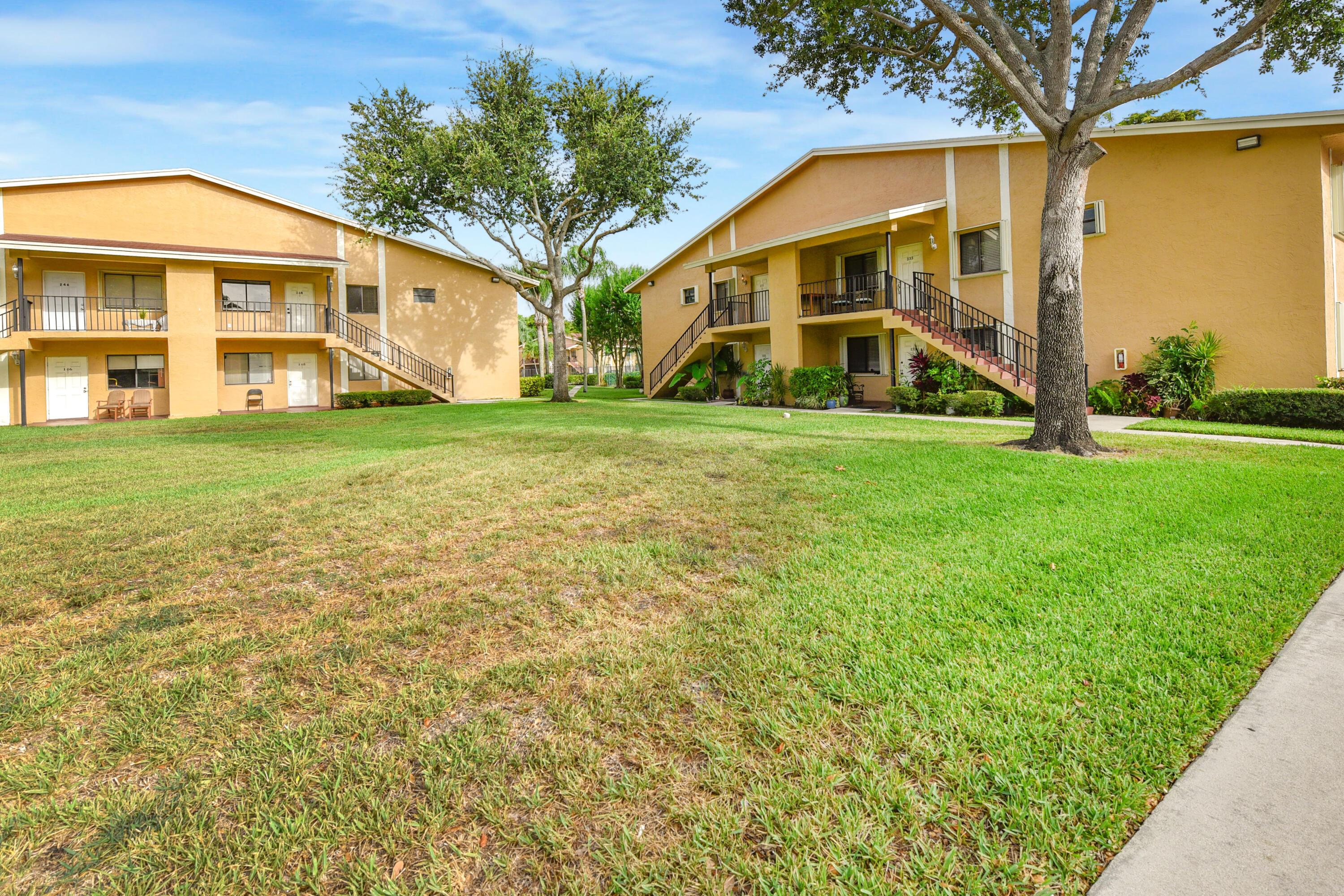 6053 10th 140 Avenue N 140, Greenacres, FL 33463, Greenacres