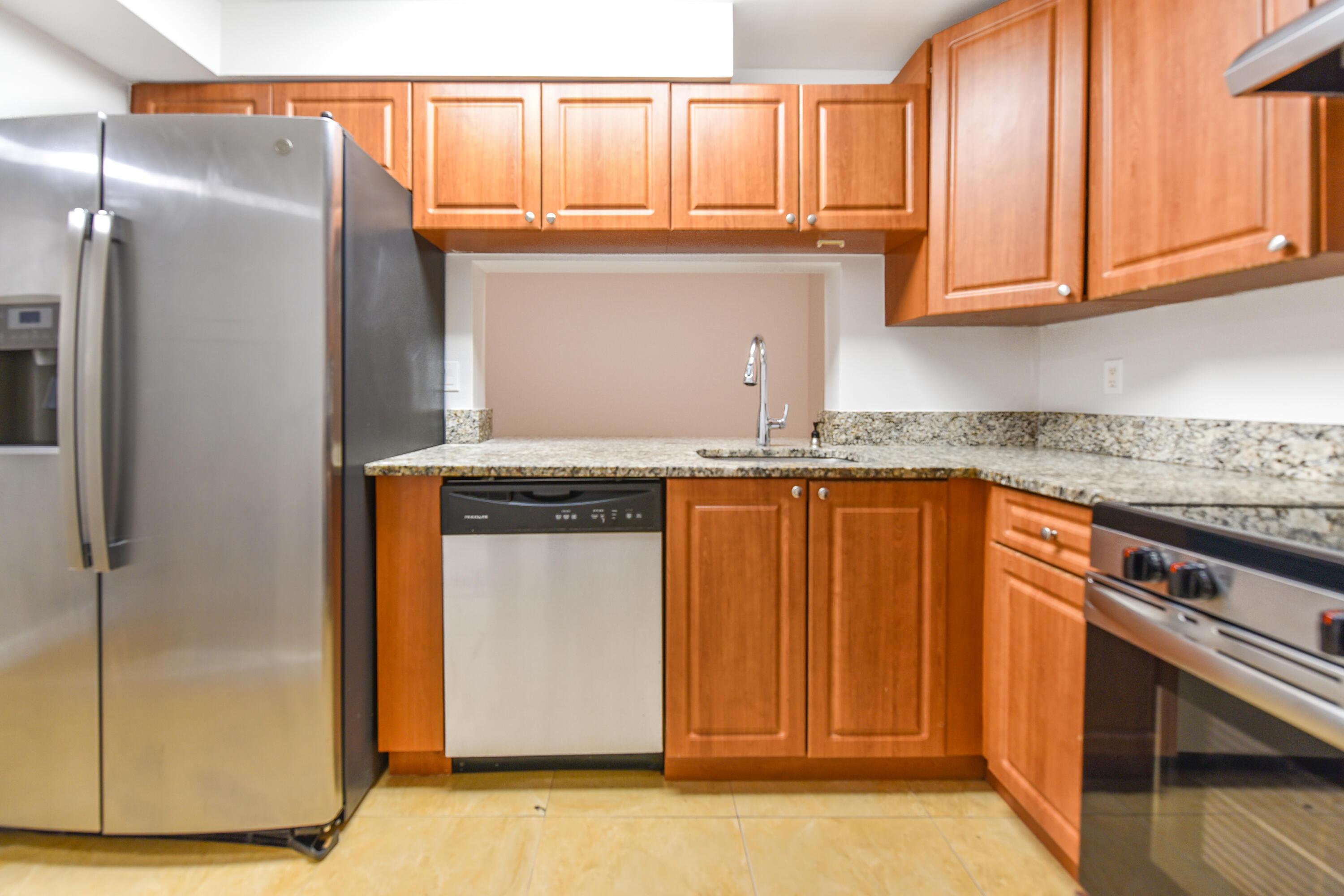 6053 10th 140 Avenue N 140, Greenacres, FL 33463, Greenacres - Photo 4