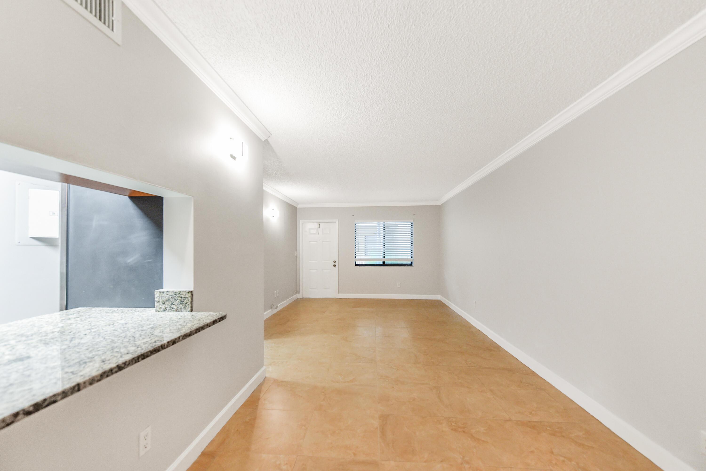 6053 10th 140 Avenue N 140, Greenacres, FL 33463, Greenacres - Photo 2