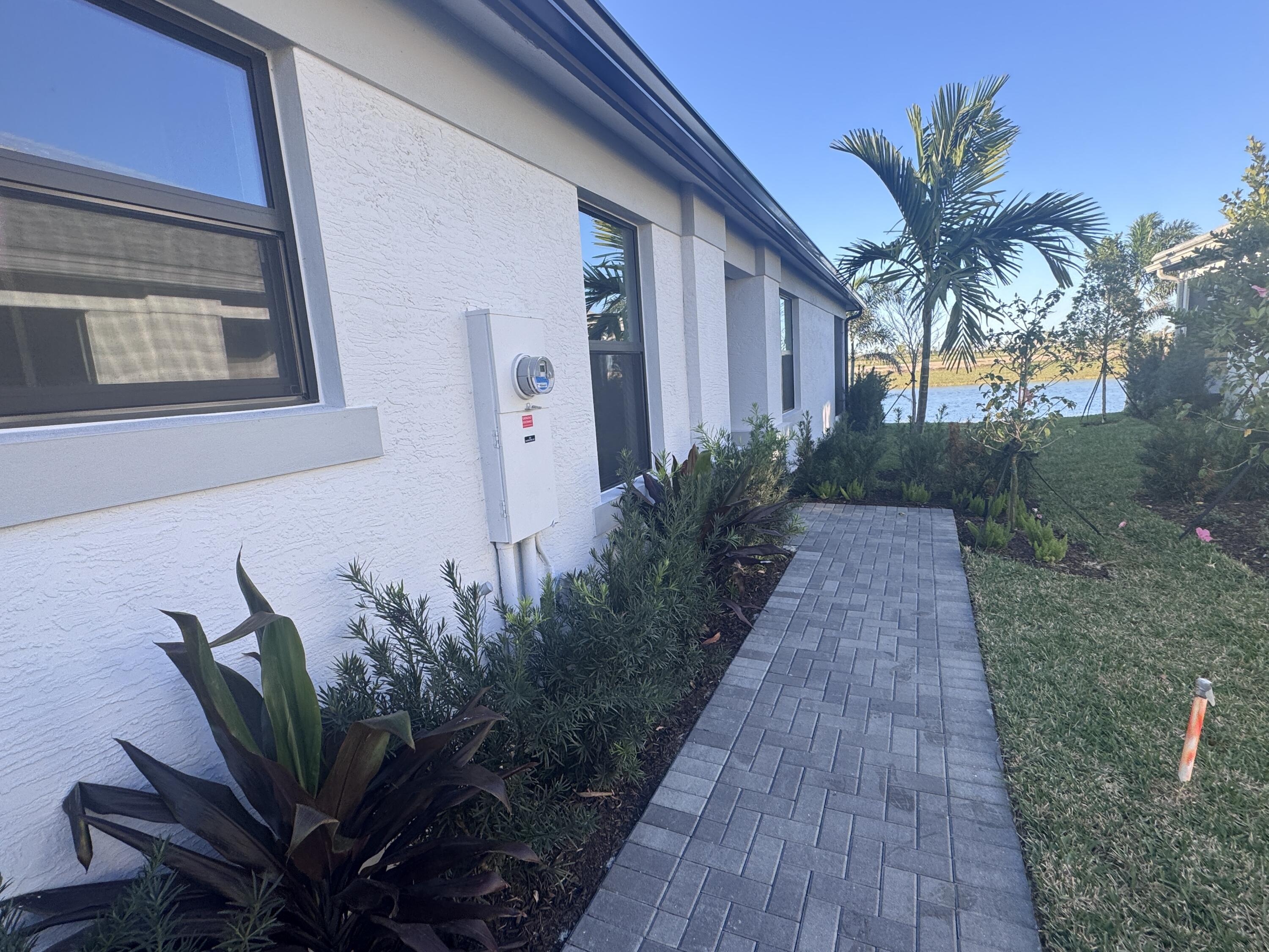 13525 SW Brightside Way, Port St. Lucie, FL 34987, Port St. Lucie - Photo 3