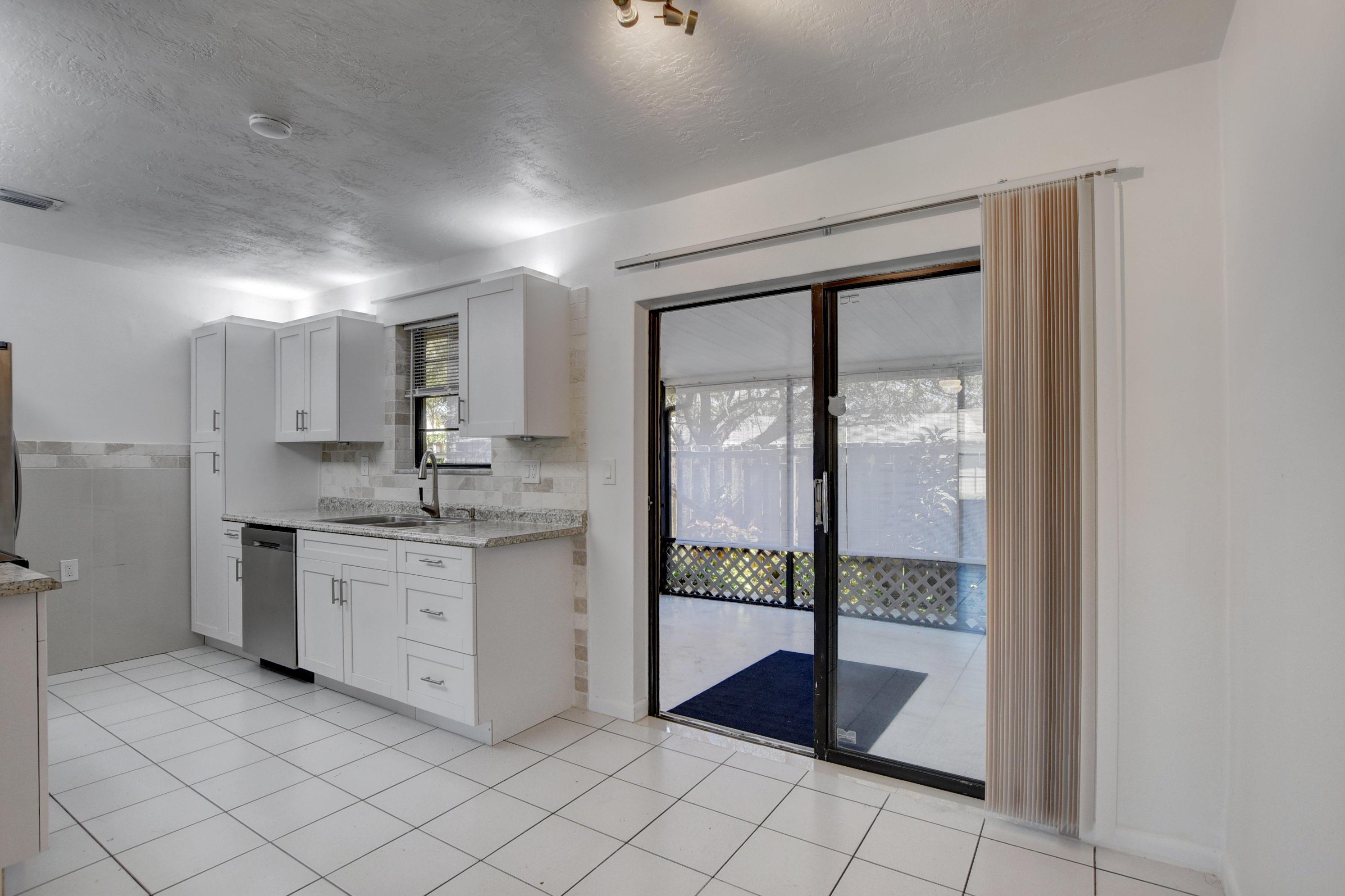 12449 Westhampton Circle, Wellington, FL 33414, Wellington - Photo 3