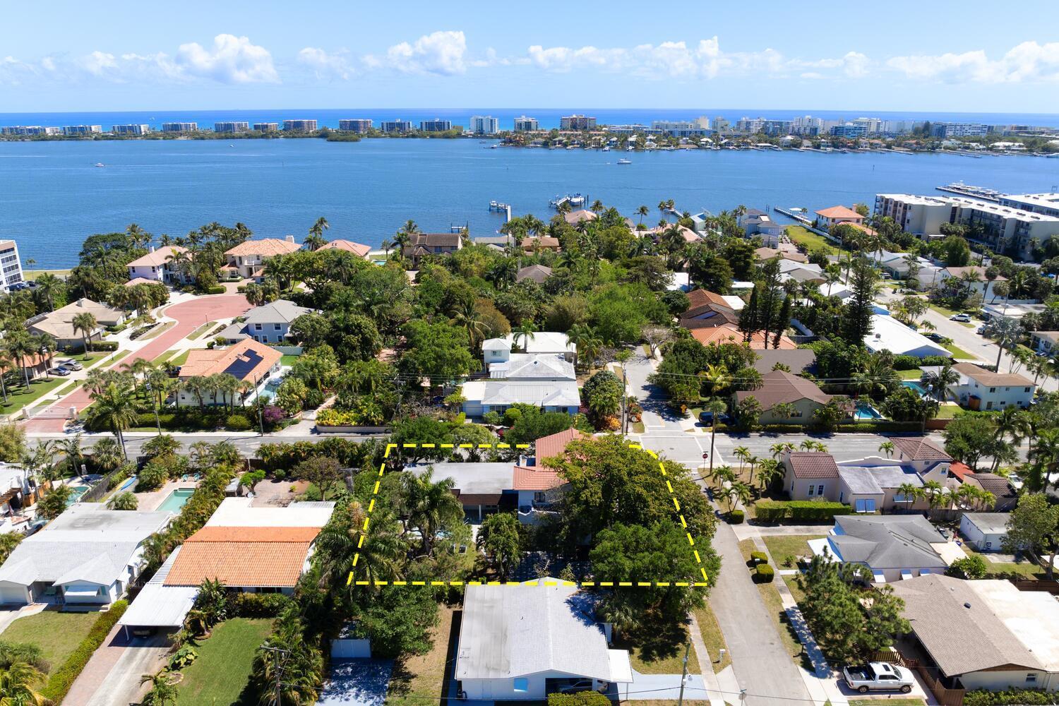 1629 S Lakeside Drive, Lake Worth Beach, FL 33460, Lake Worth Beach