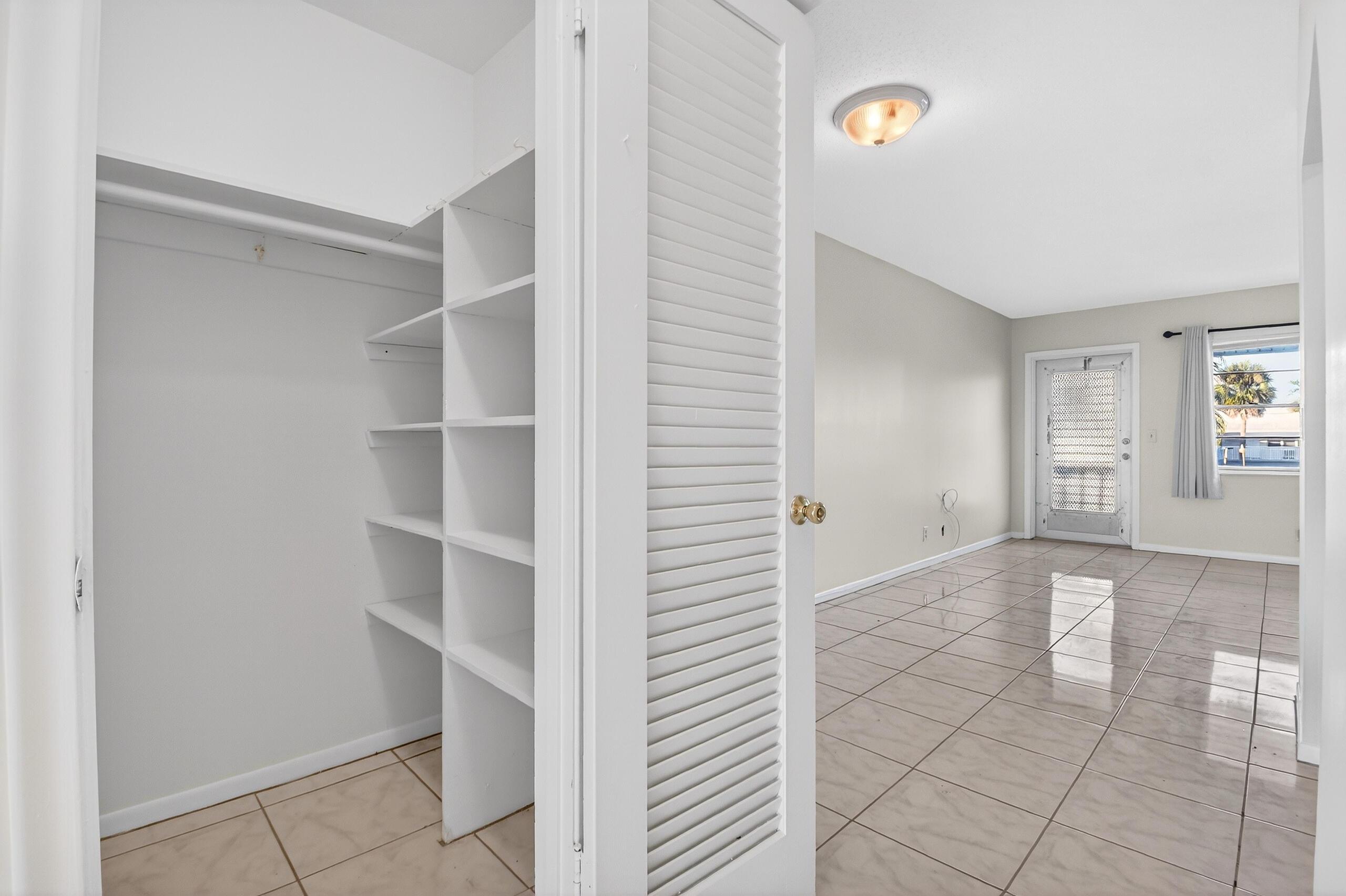 46 Waltham B, West Palm Beach, FL 33417, West Palm Beach - Photo 5