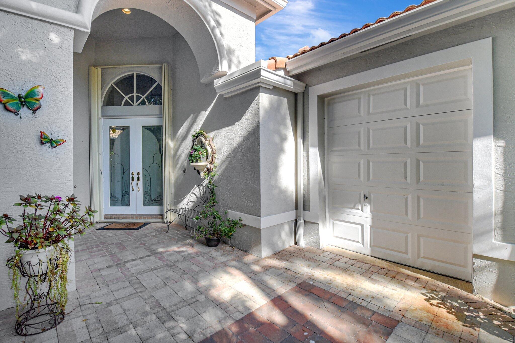 4022 Manchester Lake Drive, Lake Worth, FL 33449, Lake Worth - Photo 5