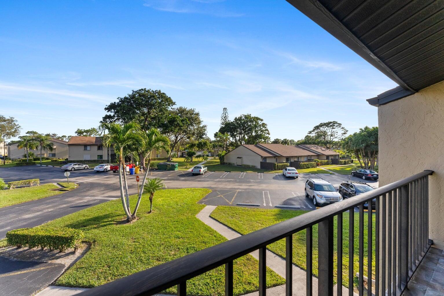 537 Shady Pine Way, Greenacres, FL 33415, Greenacres - Photo 4