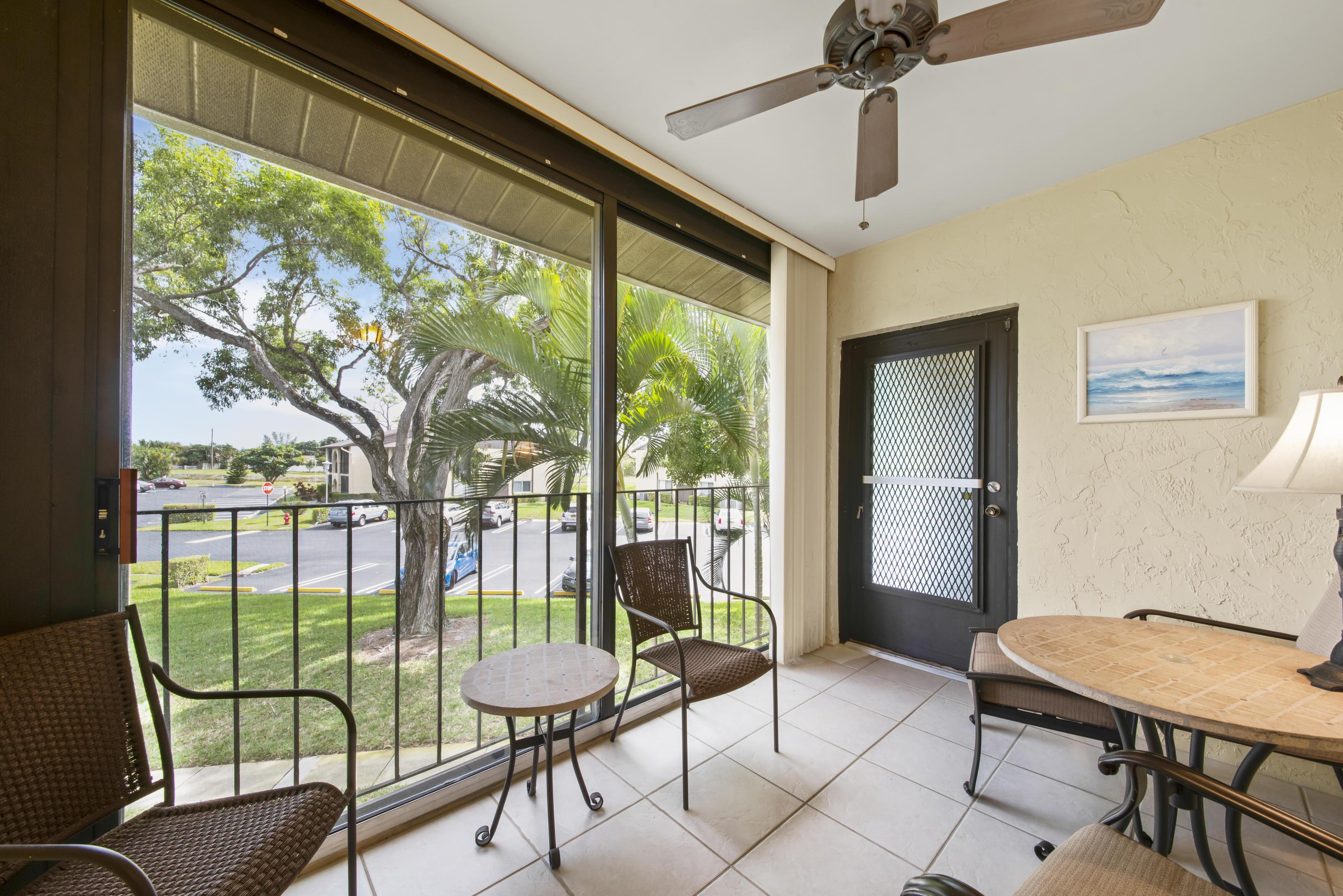 417 Pine Glen Lane D-2, Greenacres, FL 33463, Greenacres - Photo 5