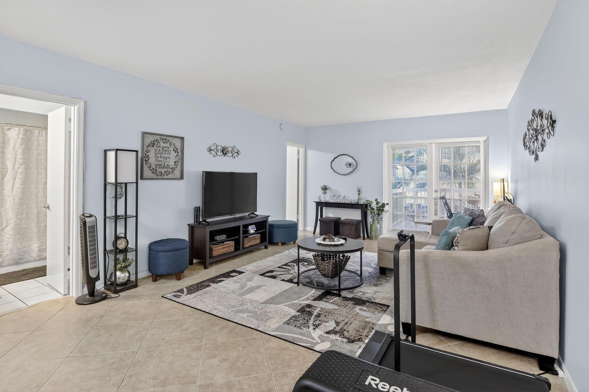 2424 SE 17th Street 208b, Fort Lauderdale, FL 33316, Fort Lauderdale - Photo 3