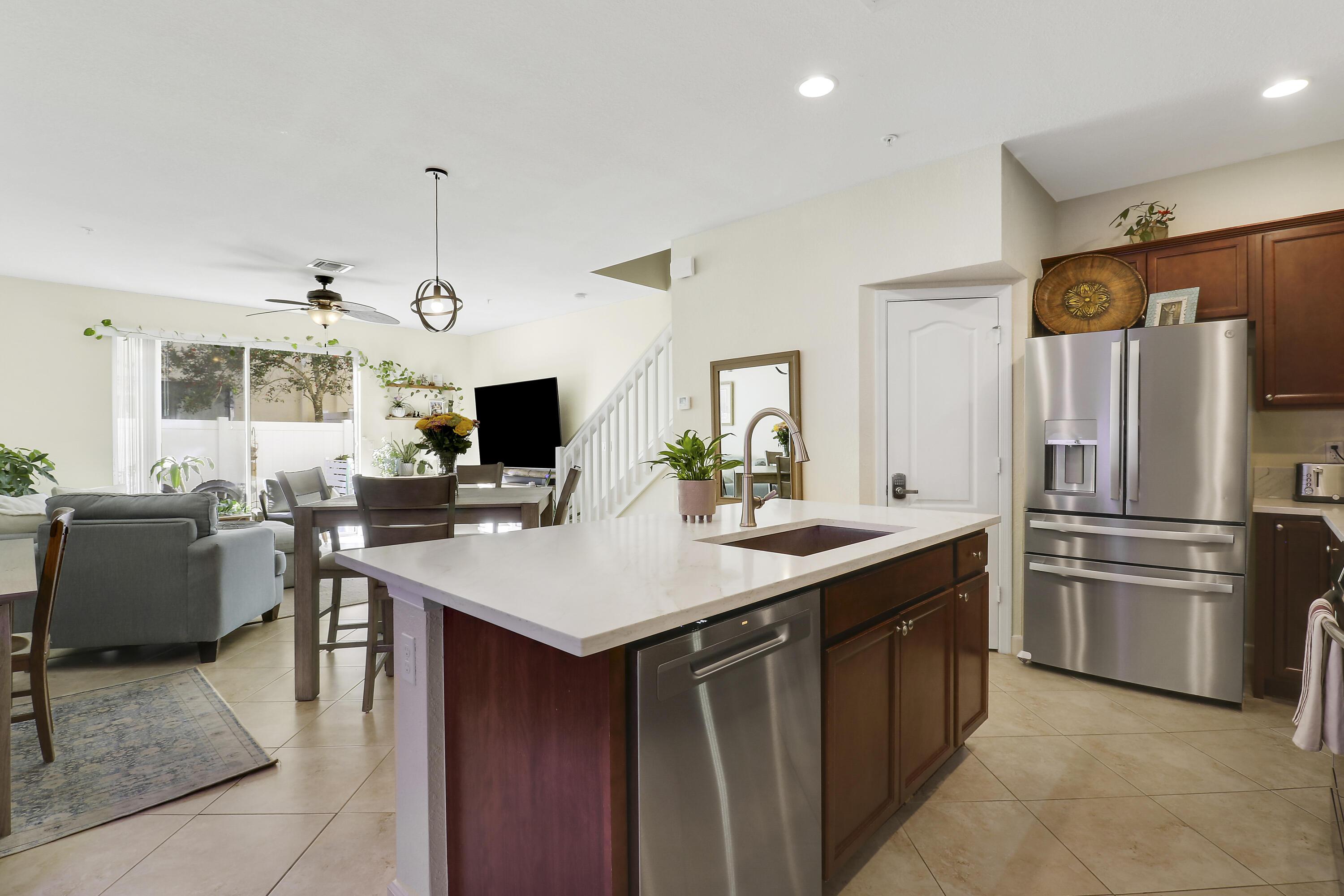 9504 SW Merlin Court, Stuart, FL 34997, Stuart - Photo 4