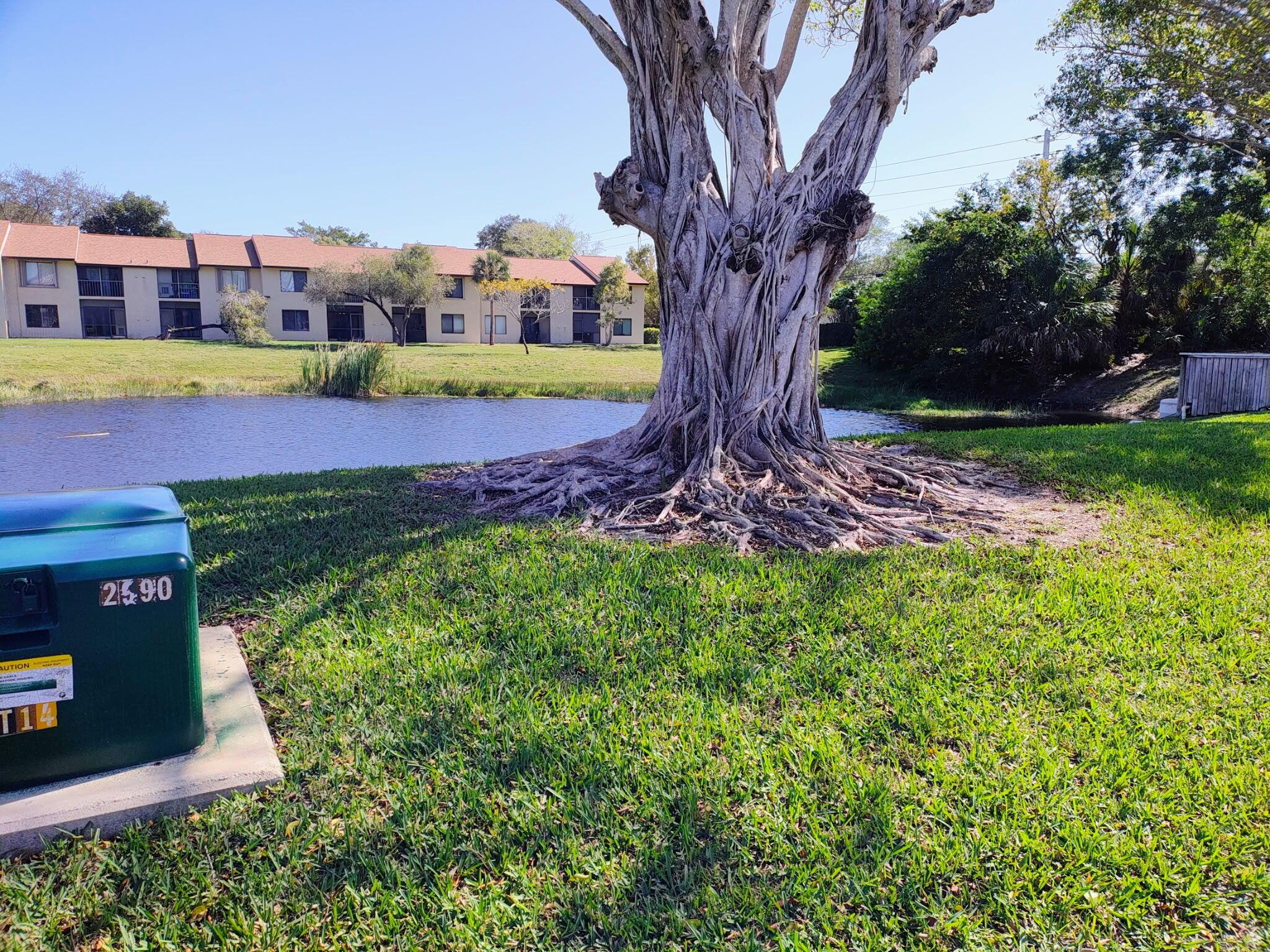 6736 Palmetto Circle S 102, Boca Raton, FL 33433, Boca Raton - Photo 2