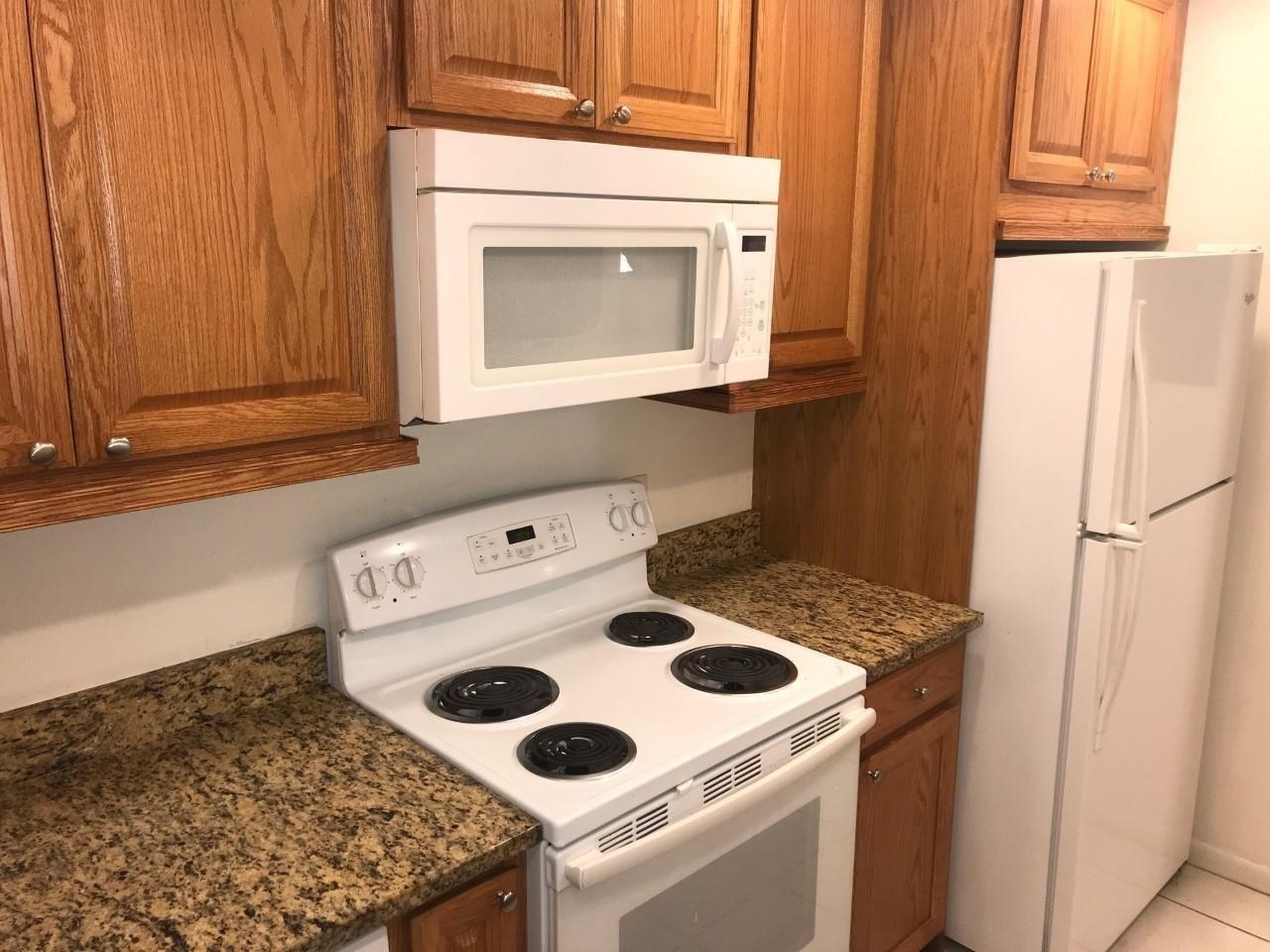 733 SE 1st Way 204, Deerfield Beach, FL 33441, Deerfield Beach - Photo 5