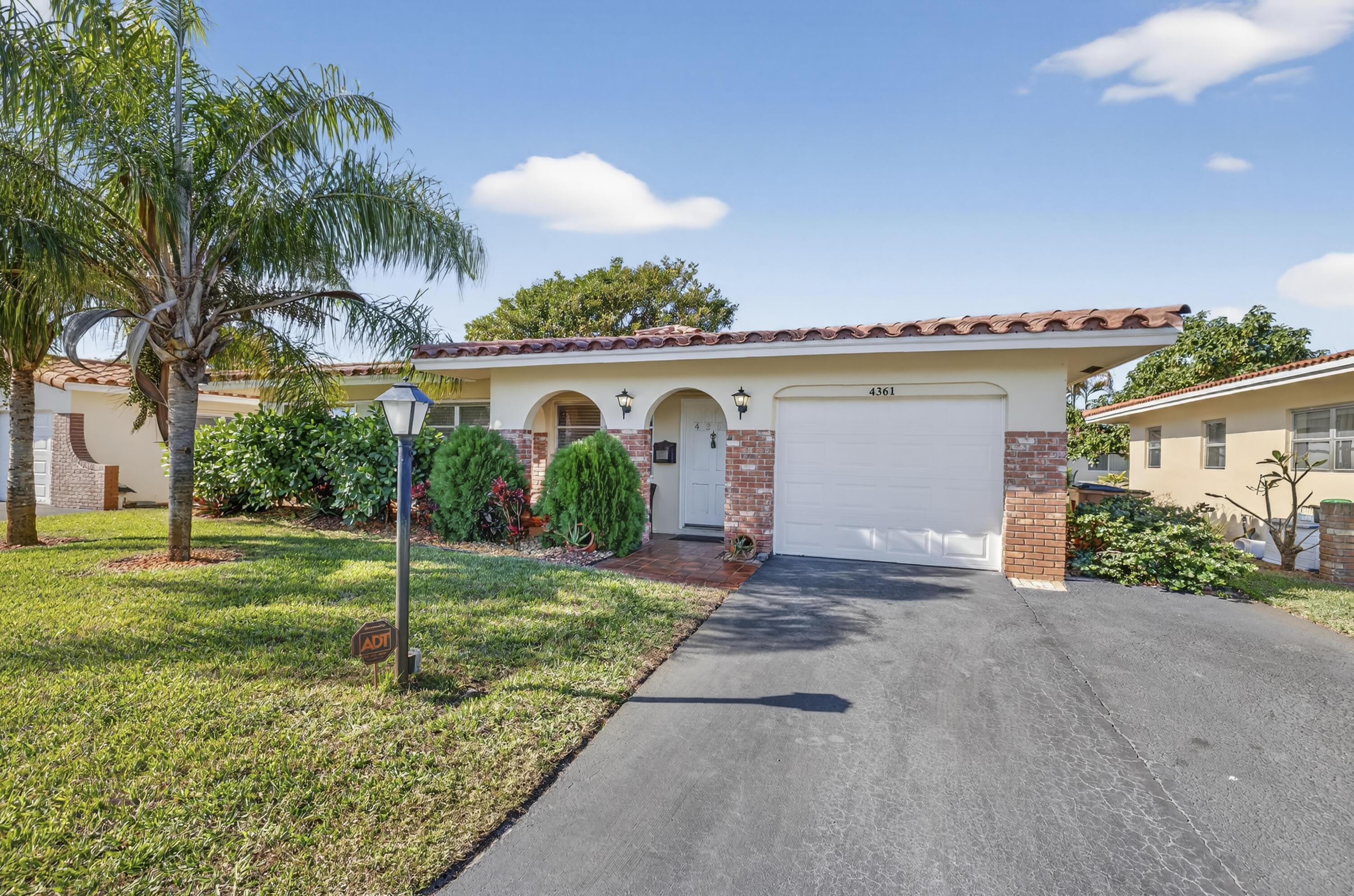 4361 NW 12th Drive NW, Deerfield Beach, FL 33064, Deerfield Beach - Photo 4