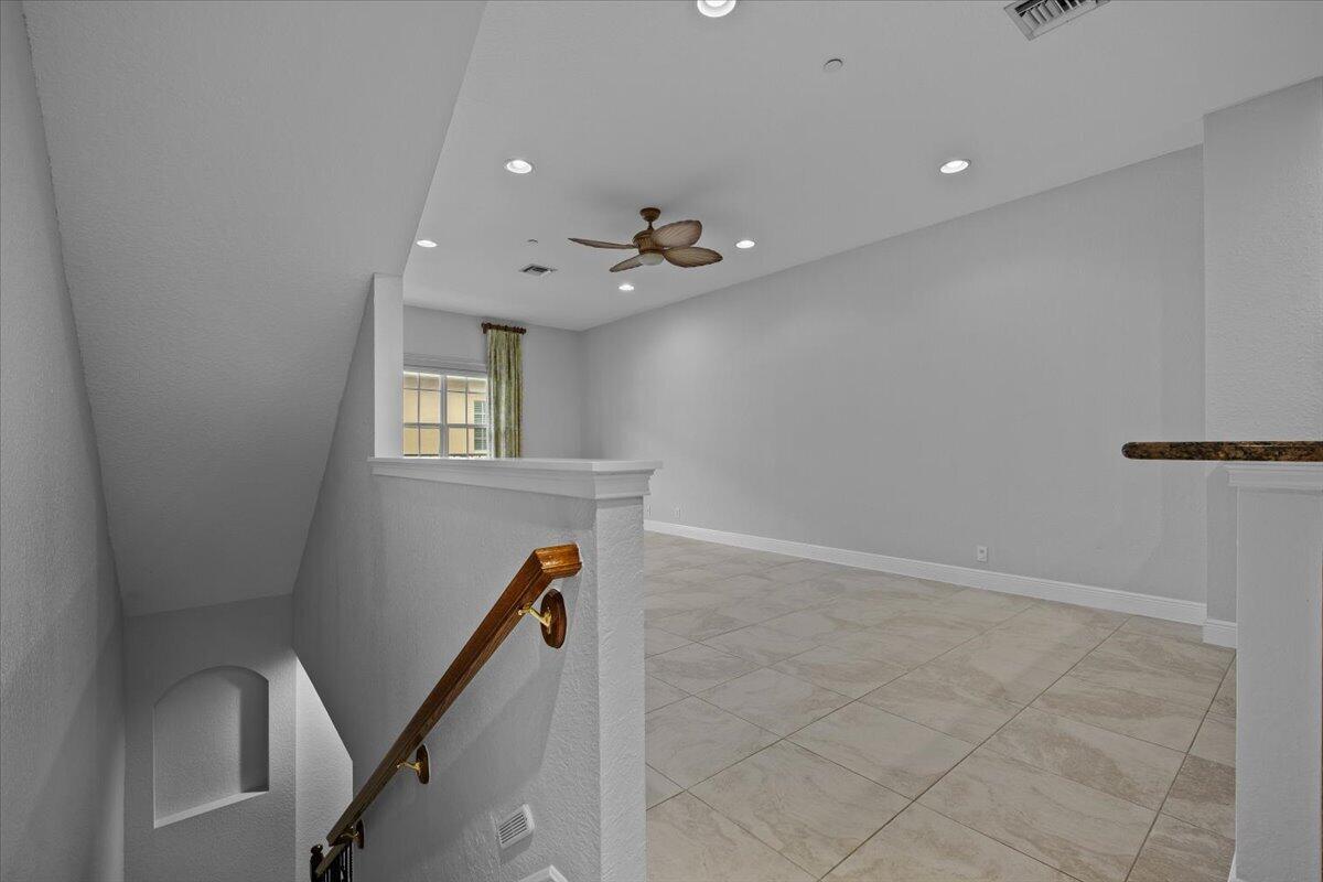 4902 Vine Cliff Way E, Palm Beach Gardens, FL 33418, Palm Beach Gardens - Photo 4