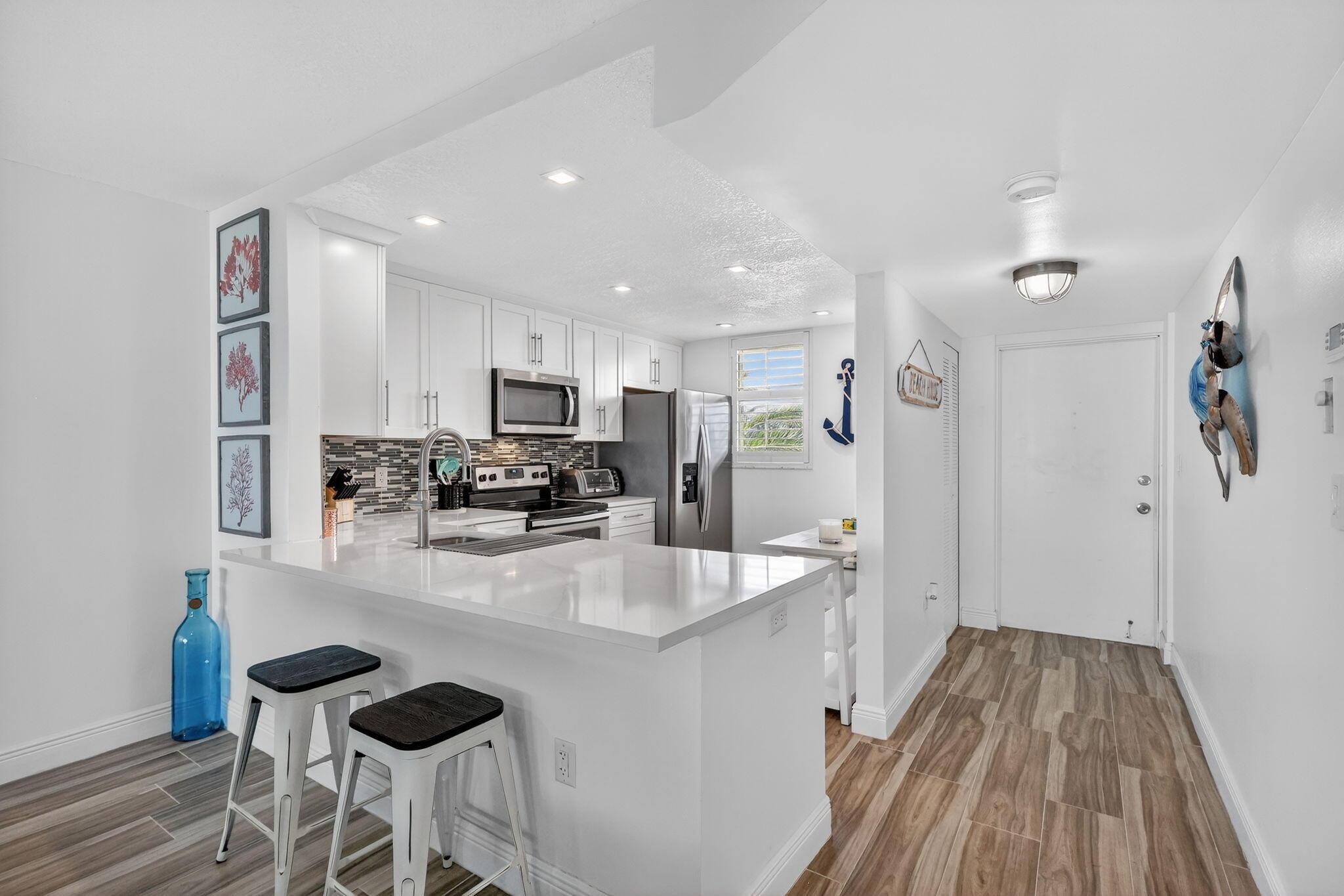 9940 S Ocean Drive 202, Jensen Beach, FL 34957, Jensen Beach - Photo 5