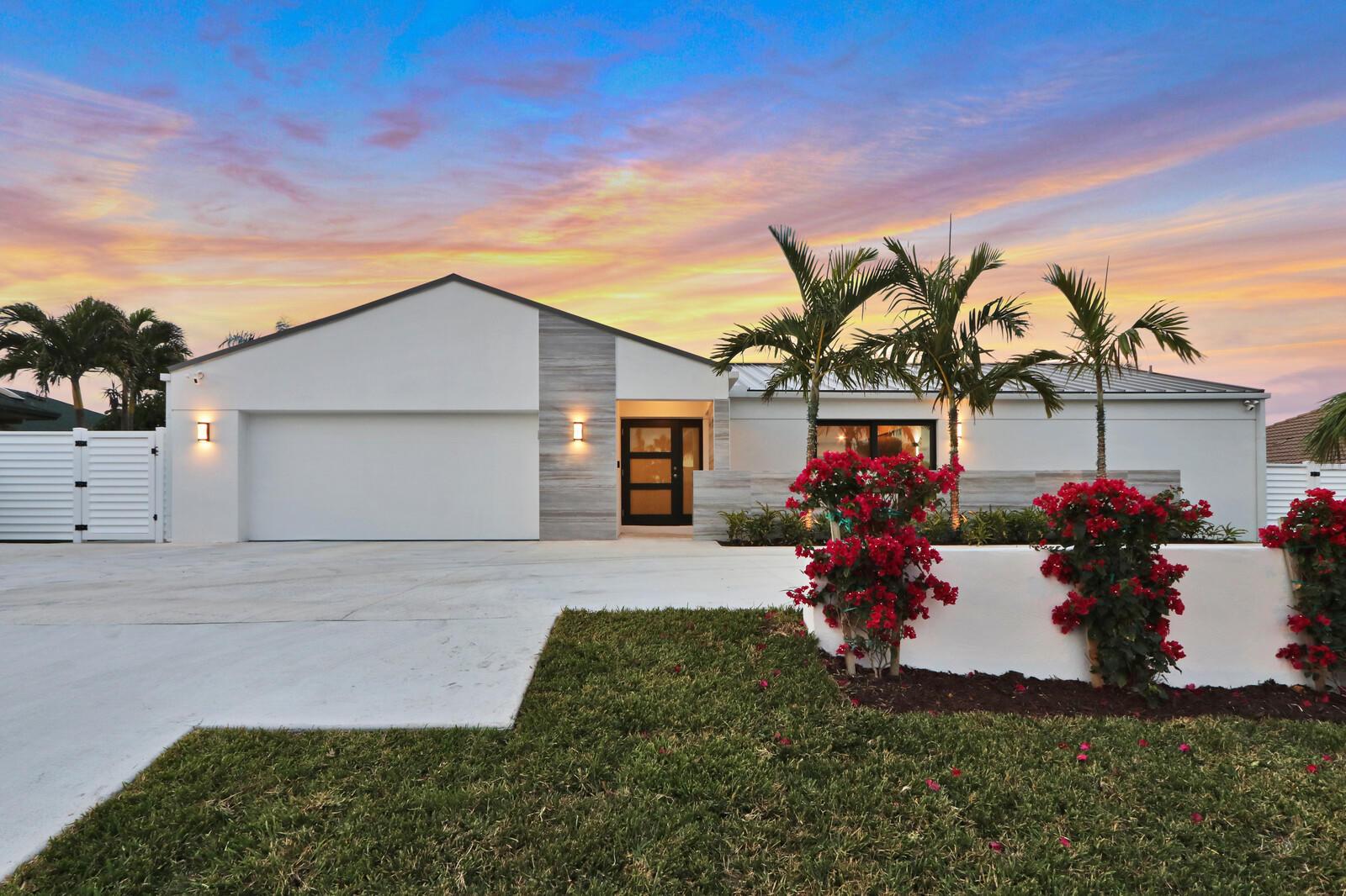 441 S Lyra Circle, Juno Beach, FL 33408, Juno Beach - Photo 2