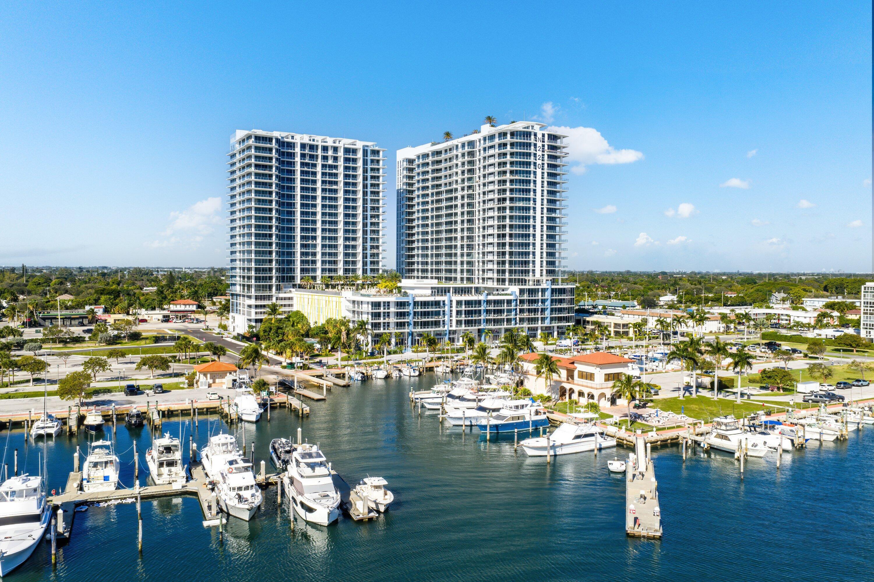 220 Lake Shore Drive 2005, Lake Park, FL 33403, Lake Park - Photo 2