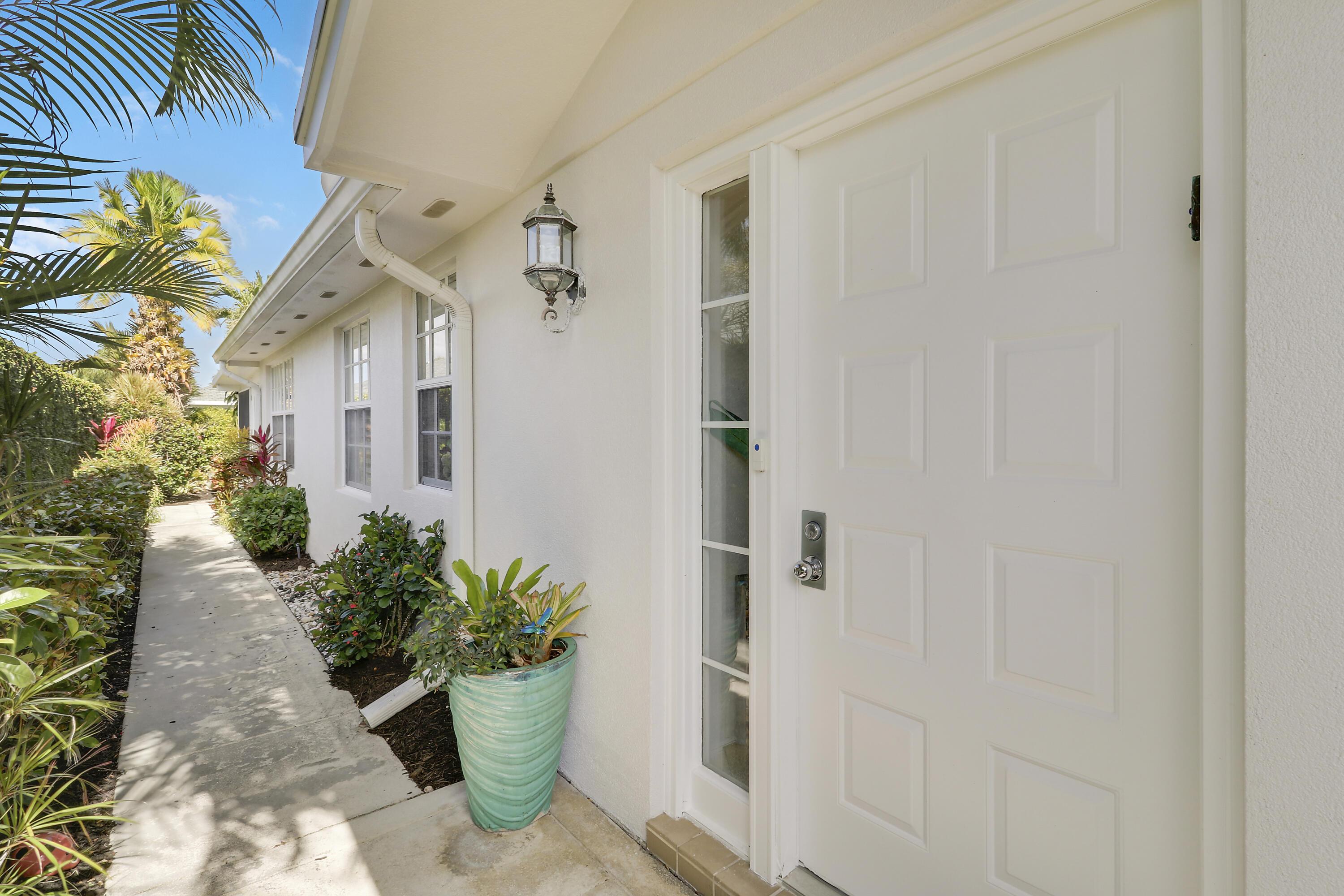 262 Brier Circle, Jupiter, FL 33458, Jupiter - Photo 4