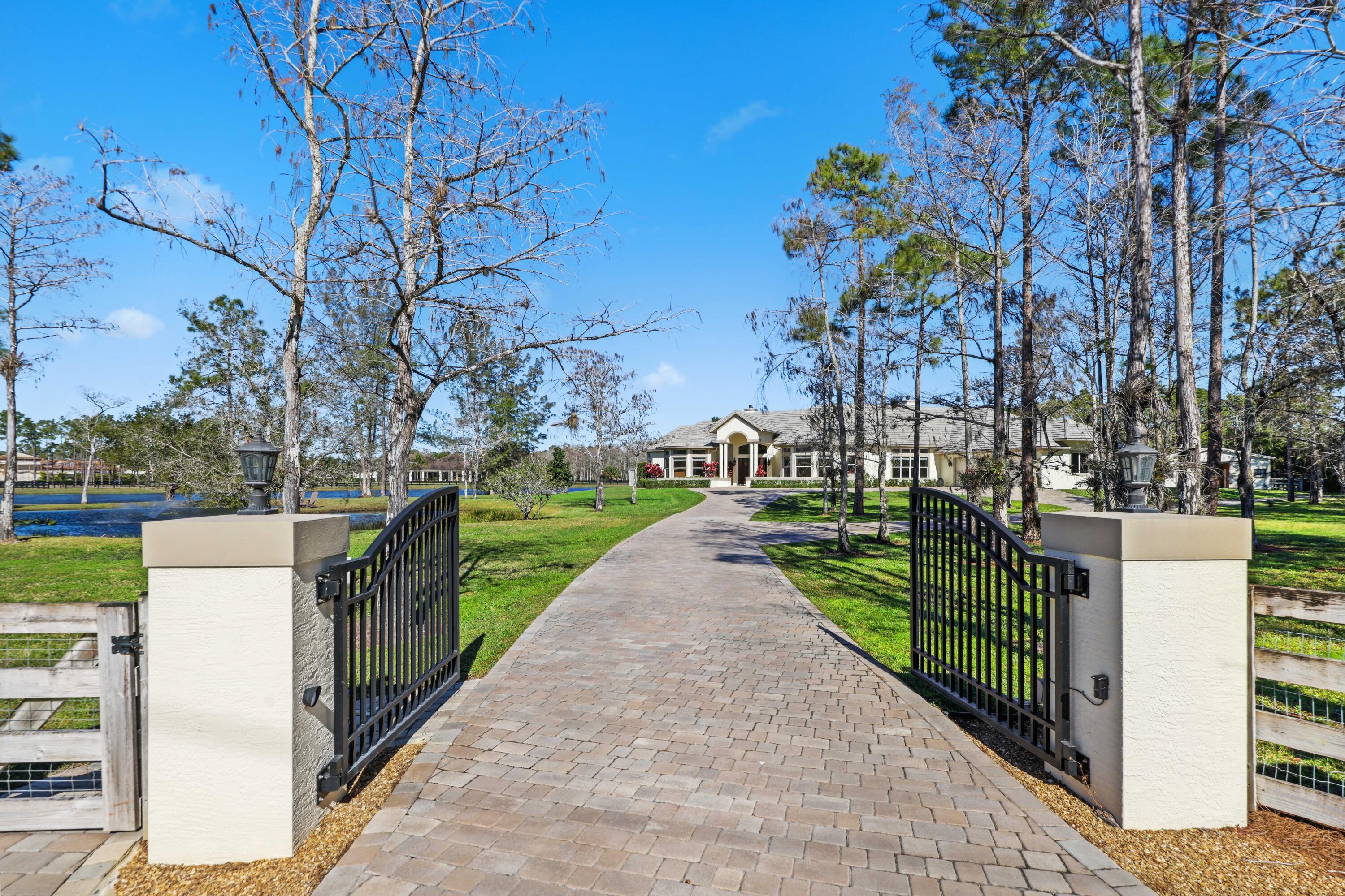 11581 Manatee Terrace, Lake Worth, FL 33449, Lake Worth - Photo 3