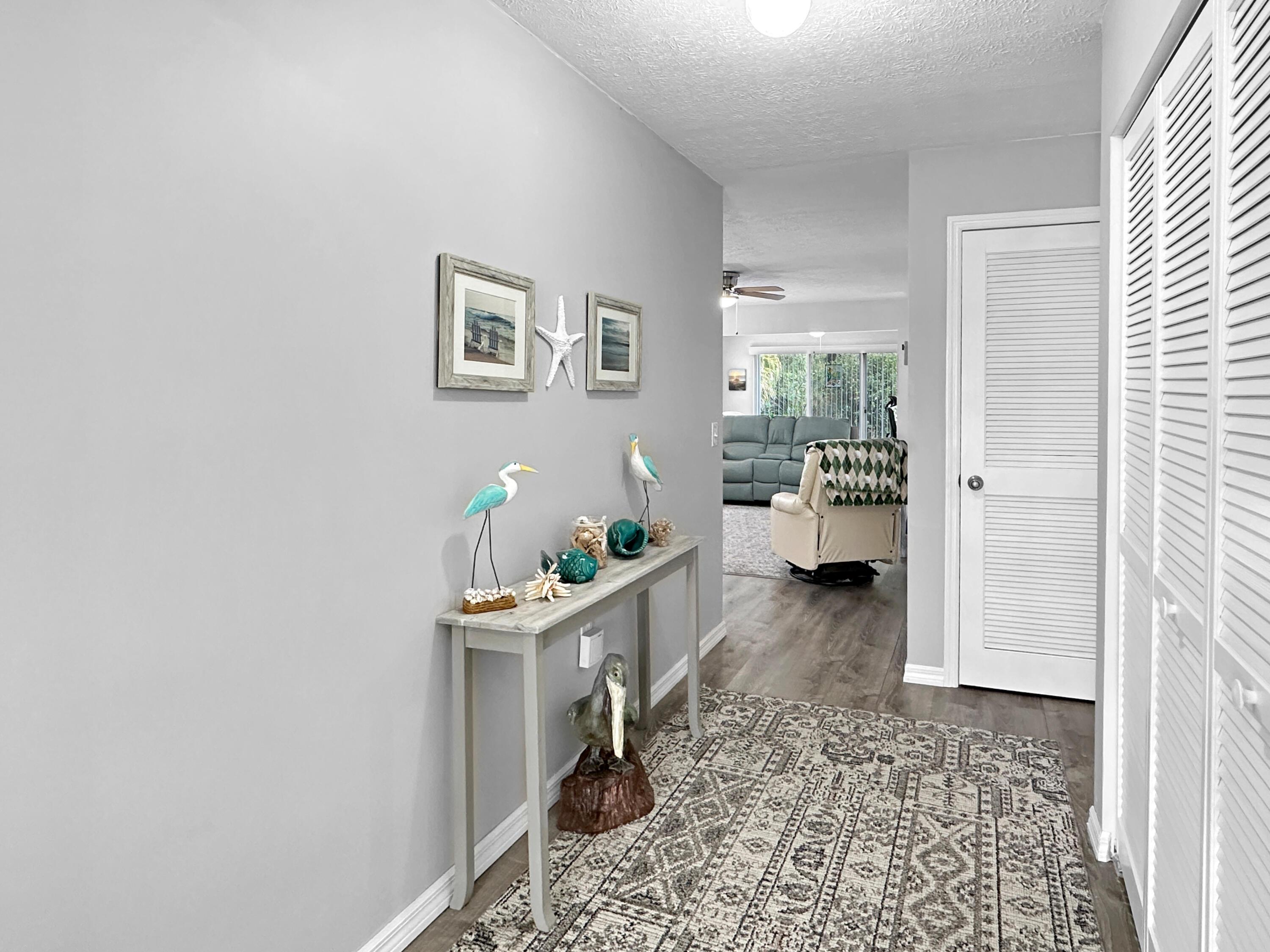 720 Lake Orchid Circle 102, Vero Beach, FL 32962, Vero Beach - Photo 3