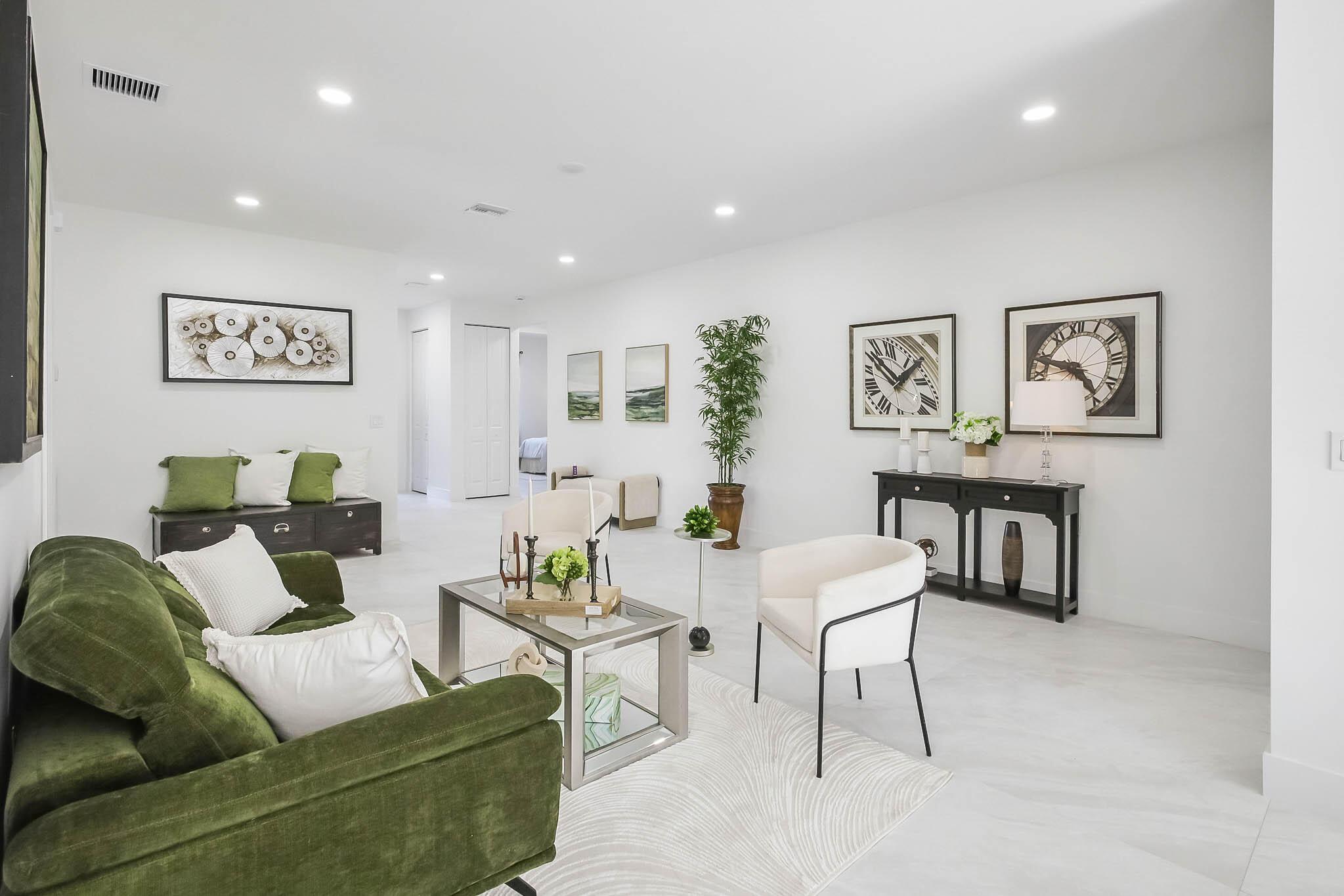 4720 Pine Cone Lane, West Palm Beach, FL 33417, West Palm Beach - Photo 5