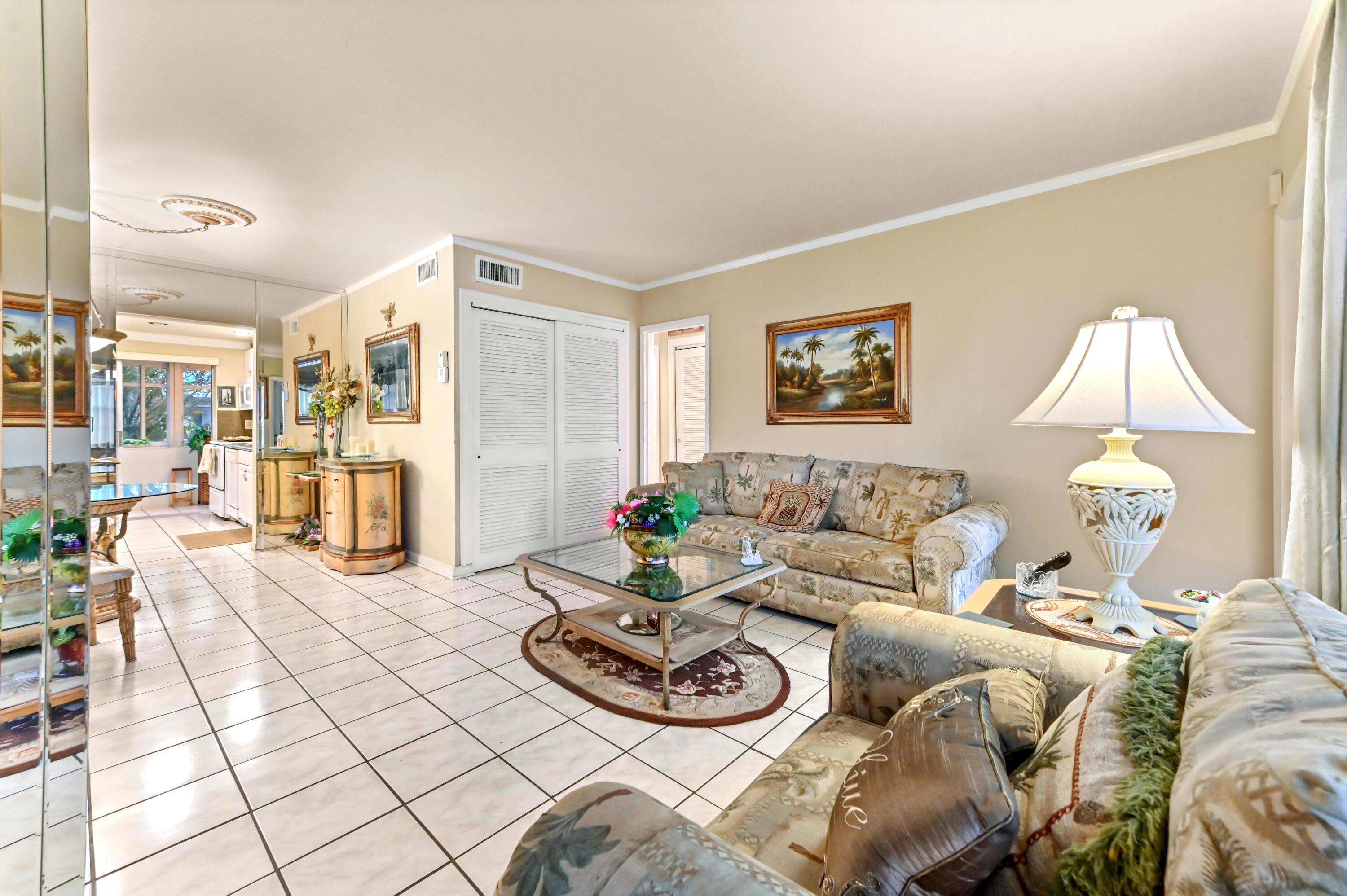 6 Abbey Lane 104, Delray Beach, FL 33446, Delray Beach - Photo 4