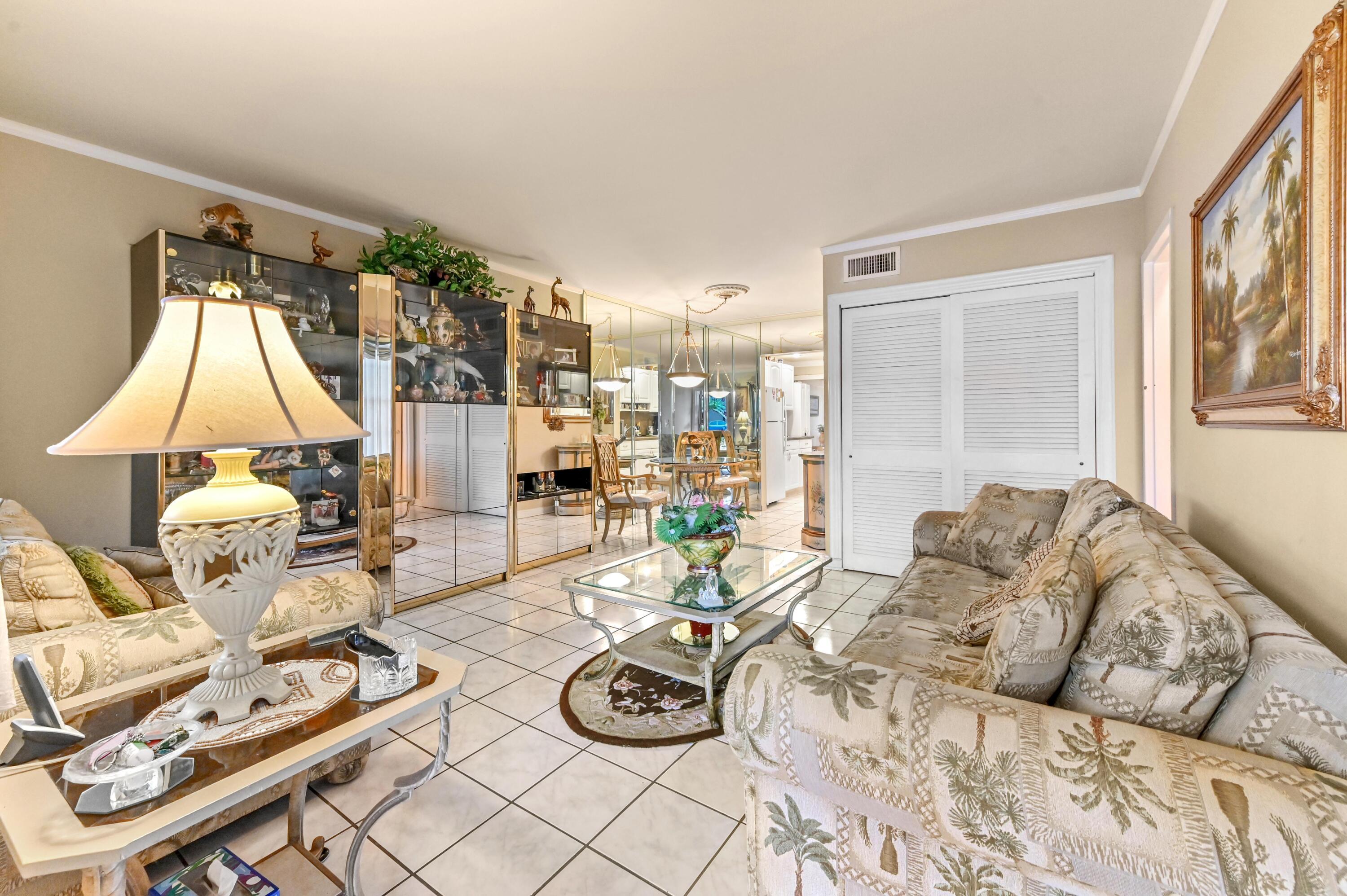 6 Abbey Lane 104, Delray Beach, FL 33446, Delray Beach - Photo 5