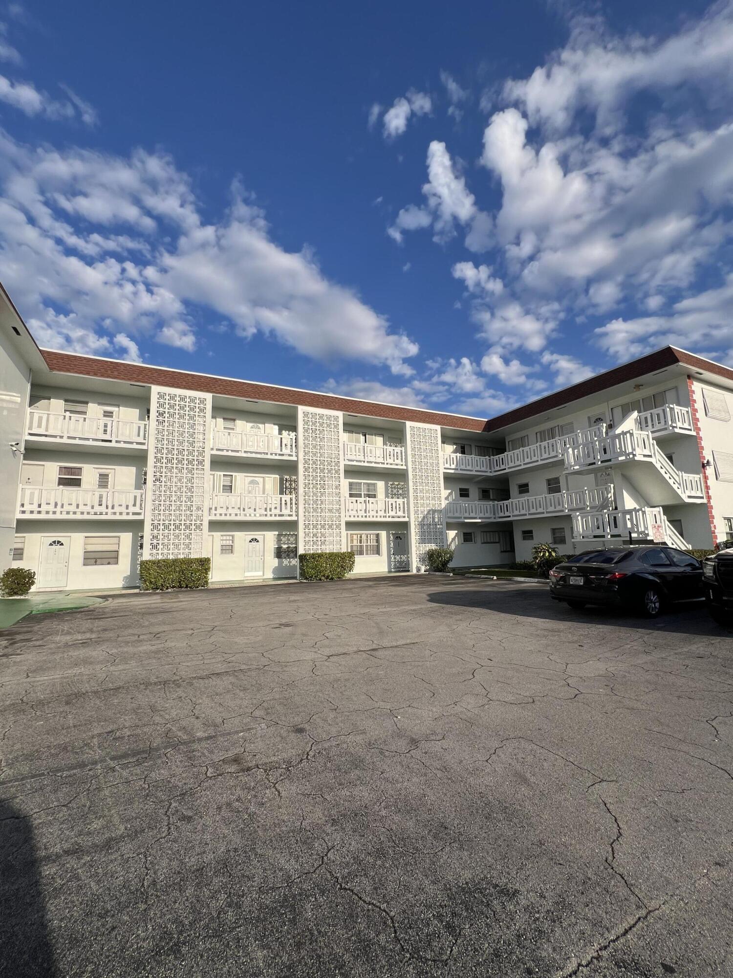 1380 NW 43rd Terrace 208, Lauderhill, FL 33313, Lauderhill - Photo 3