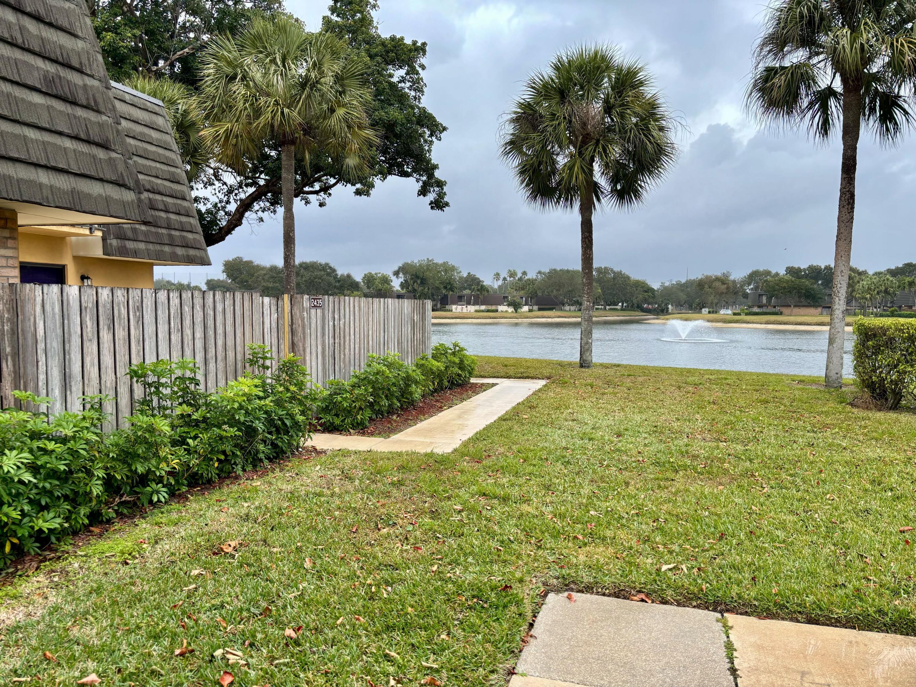 2435 24th Way, West Palm Beach, FL 33407, West Palm Beach - Photo 2