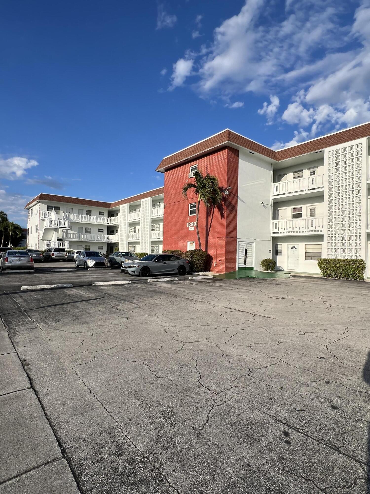 1380 NW 43rd Terrace 208, Lauderhill, FL 33313, Lauderhill - Photo 4