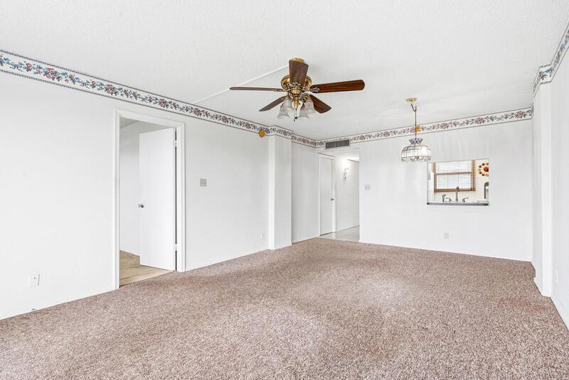 109 Royal Park Drive 3b, Oakland Park, FL 33309, Oakland Park - Photo 4